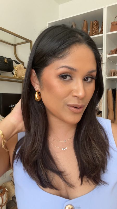 Loving these Kendra Scott jewels. They’re Demi & fine jewelry make great Mother’s Day gifts! I especially love these dainty necklaces paired with the statement hoops. #kendrascott #finejewelry #mothersdaygifts #mothersday 

#LTKVideo #LTKGiftGuide