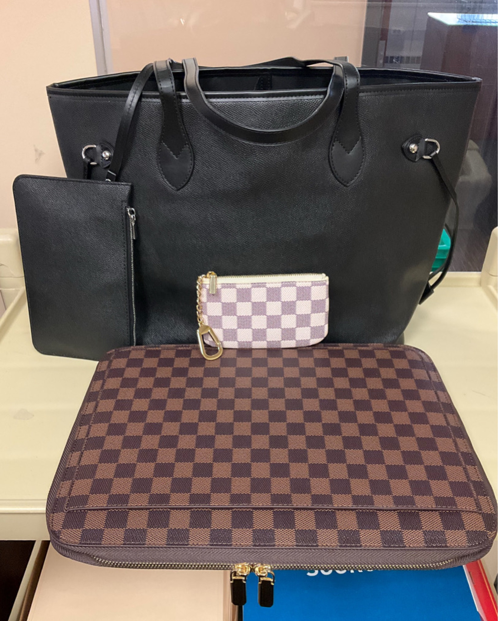 Where are all my Daisy Rose fans at? These are perfect for work 🤎🖤

#LTKStyleTip #LTKFindsUnder50 #LTKItBag