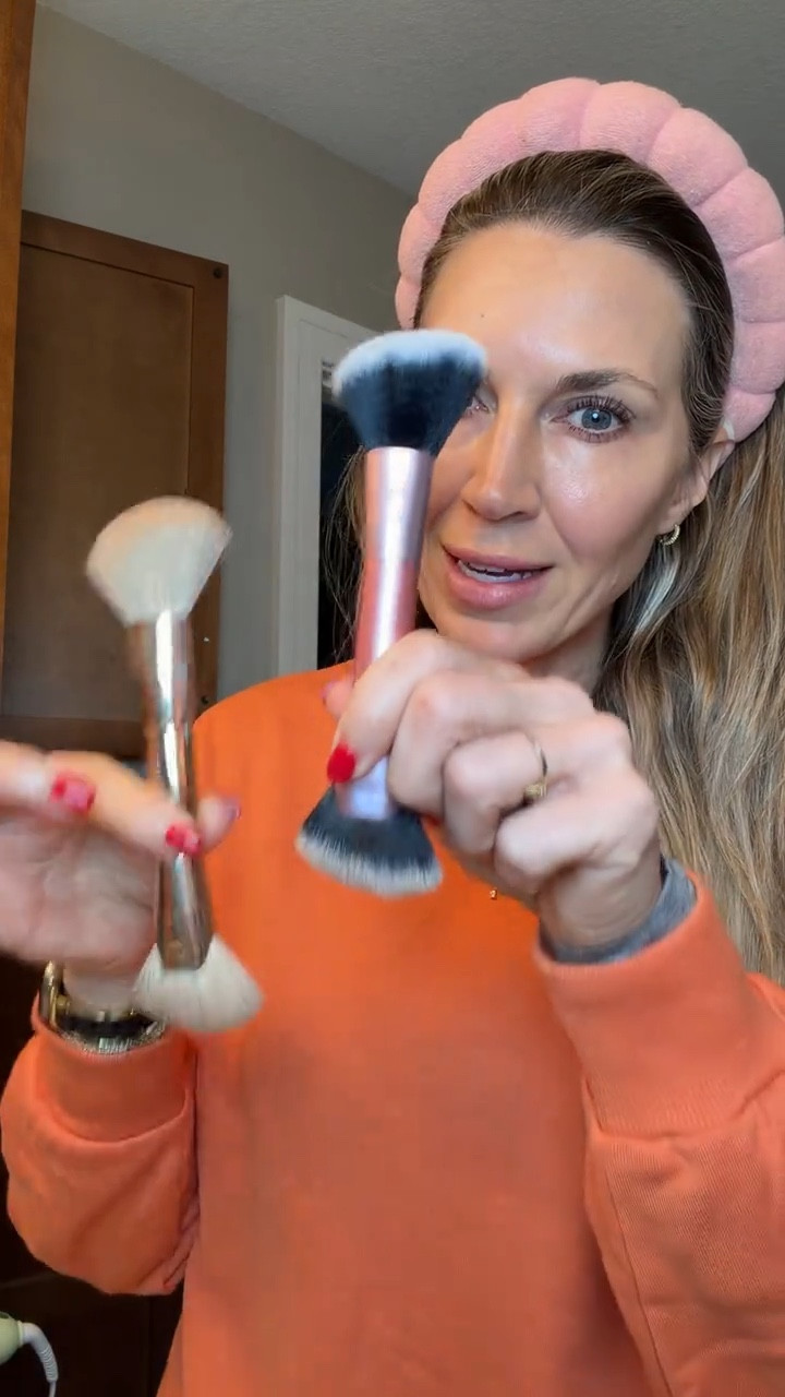 I was today years old when I found a $10 dupe for my FAVORITE high-end makeup brush 😳✨

Same soft blend, same flawless finish… but a fraction of the price. And it’s ON SALE right now 🙌🏼

If you’ve been wanting to upgrade your makeup routine without the splurge — this is your sign.



#LTKBeauty