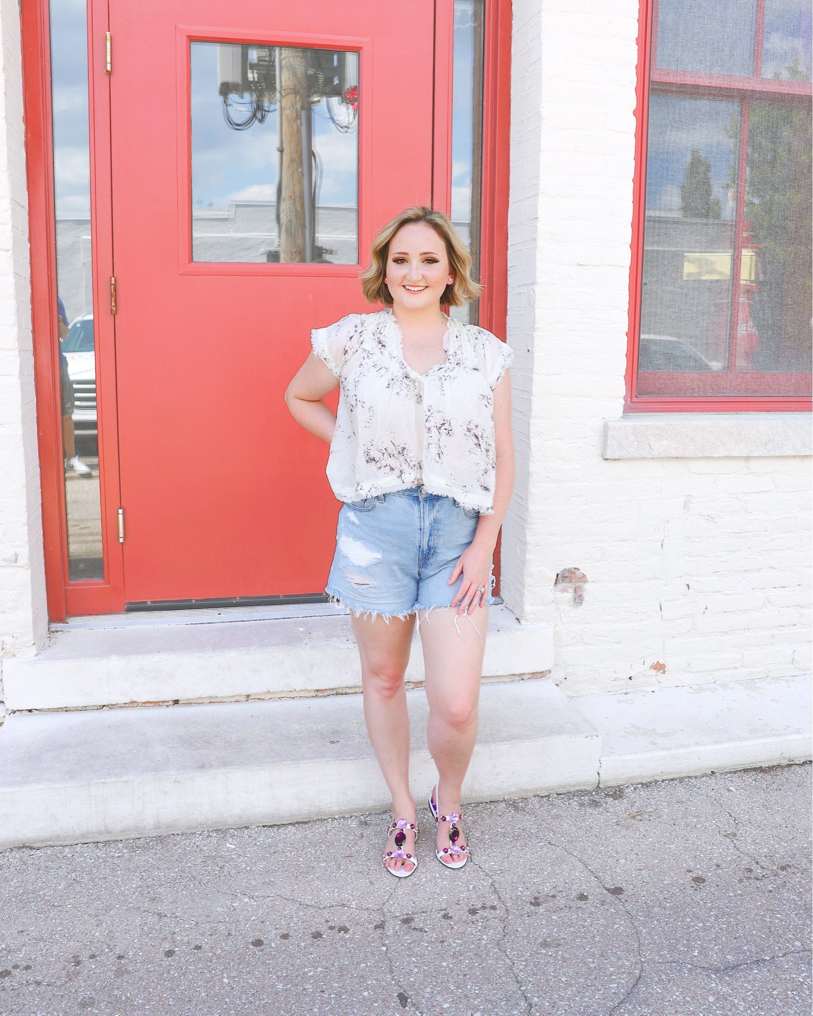 Sharing a casual everyday look with a pop of color 💜

#anthropologie #levis #dolcegabbana #myanthropologie #casualstyle #casualfashion #dailyoutfit #everydaystyle #everydayfashion

#LTKootd #LTKSeasonal