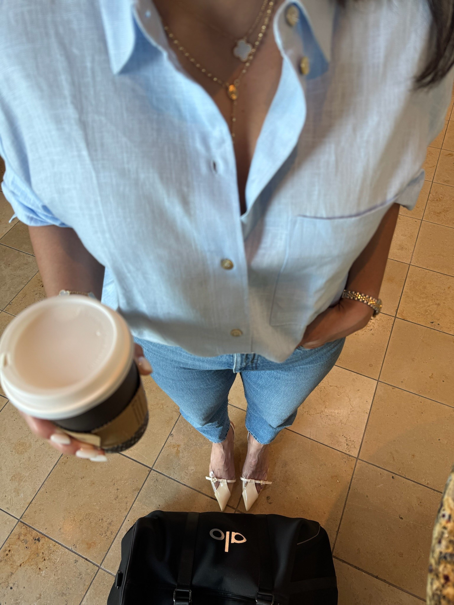 From Zara 
Fav linen shirt  ref 8372/058/406 light blue / Shoes ref 2251/510

#LTKFindsUnder100 #LTKxMadewell #LTKStyleTip