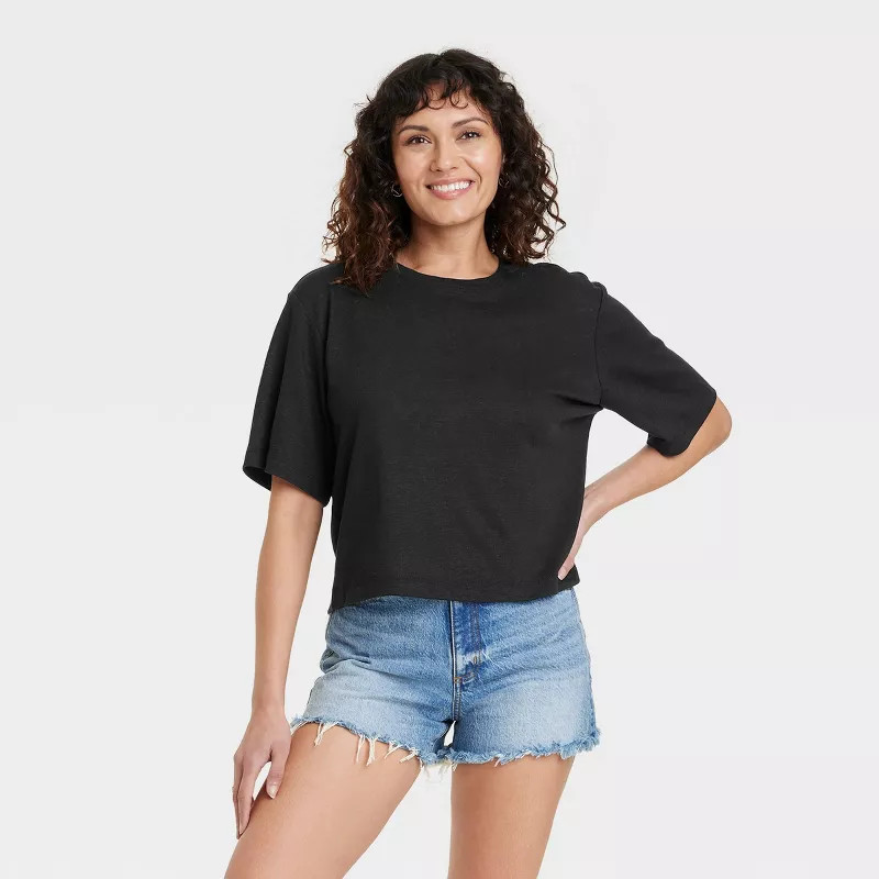 Women's Linen Boxy Short-Sleeve T-Shirt - Universal Thread™ | Target