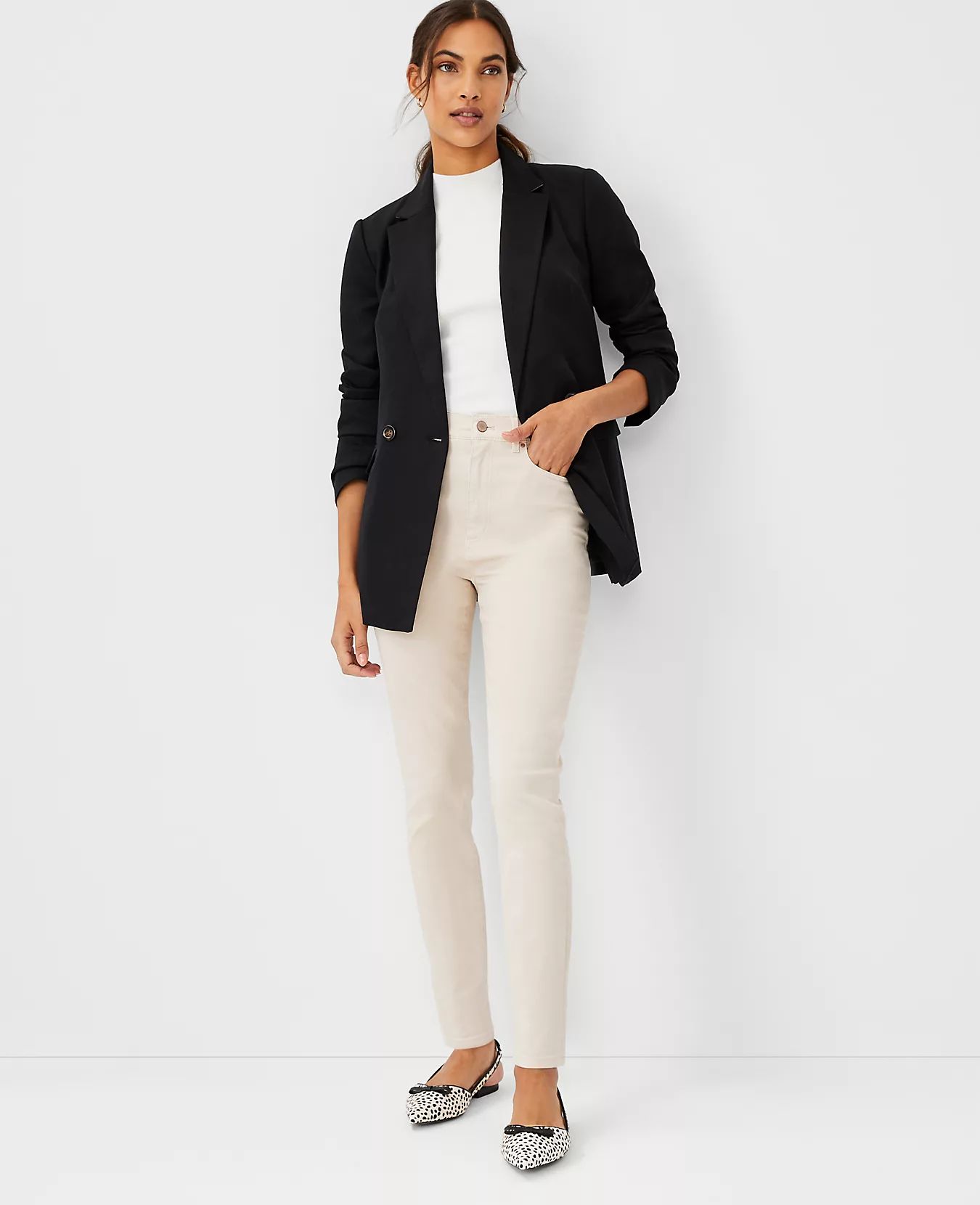 Sculpting Pocket High Rise Skinny Jeans | Ann Taylor (US)