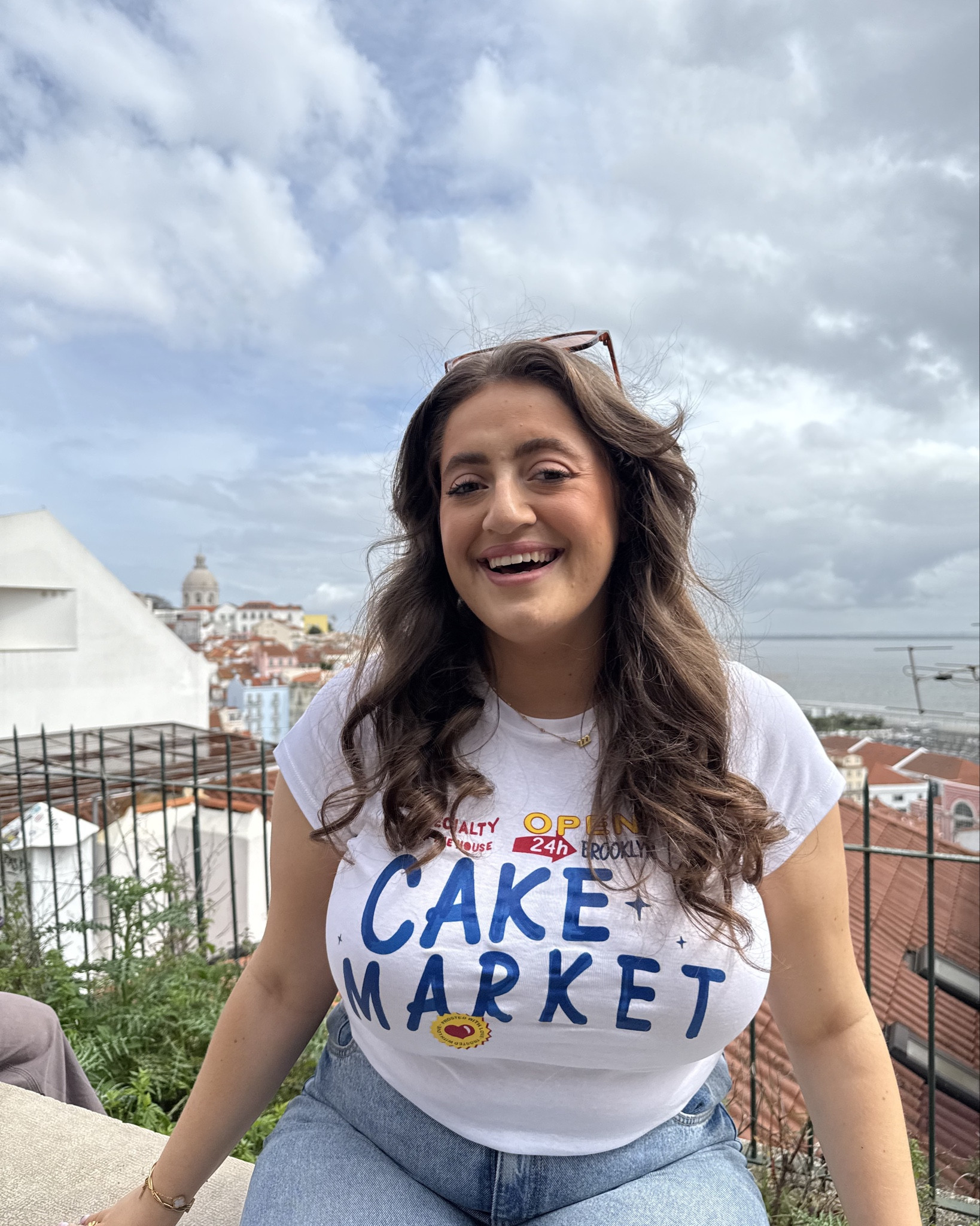 a day in alfama wearing the cutest tee everrrr🥹💘

#LTKuk #LTKtravel #LTKmidsize