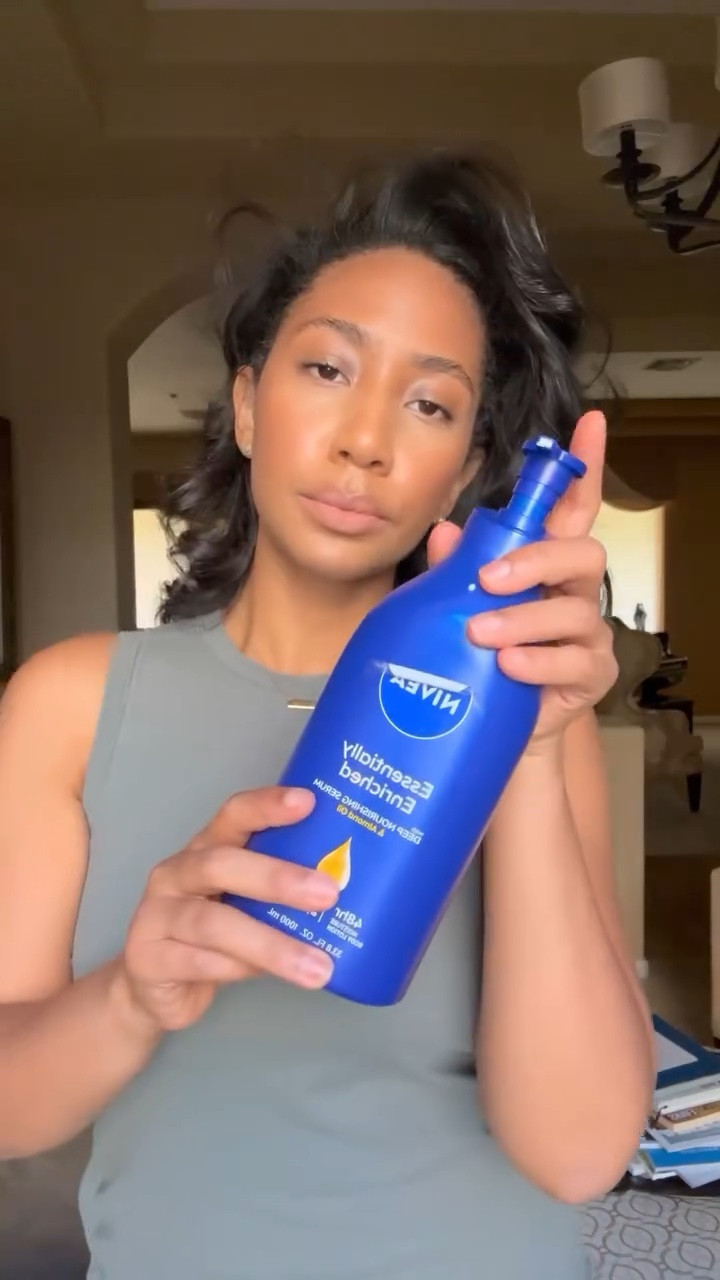 I know they say sleep is not optional BUT what to do when your toddler wakes up several times throughout the night?!? 

mornings look different every day but l as a high functioning woman & overstimulated mom I try very hard to stay 10 toes down on a few self care rituals like my supplements, lemon water, & sunlight first thing in the morning. sometimes I may even have time to journal but I usually wait to do my full self care routine after school drop off.

a few thoughts:
when I don’t take my @megafood supplements, esp magnesium..I can feel the difference in my mood & energy 

the @rarebeauty blush in “love” is STUNNING.