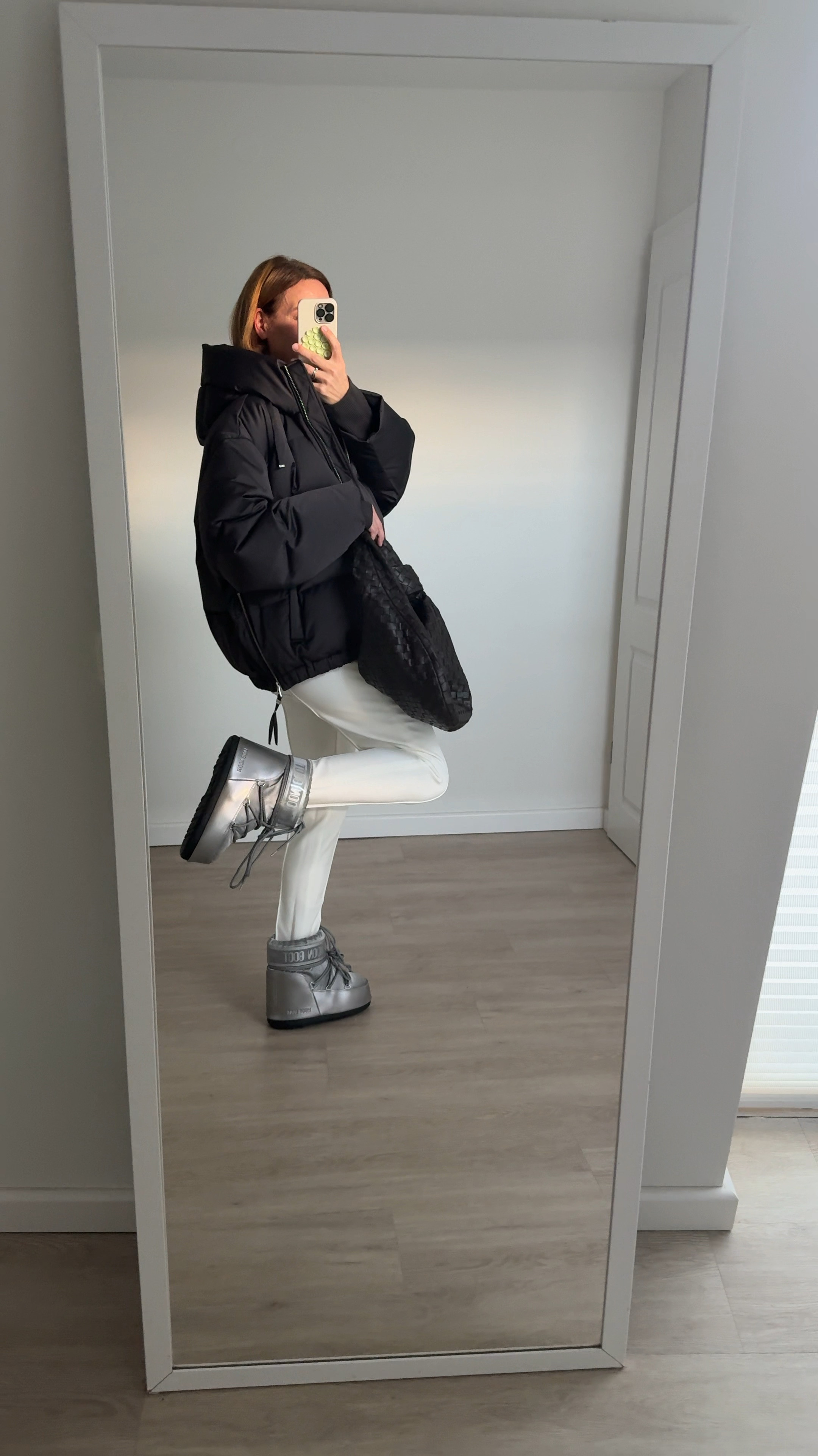 Ski / Winter Outfit mit Moonboots

#LTKstyletip #LTKwinter #LTKdeutschland