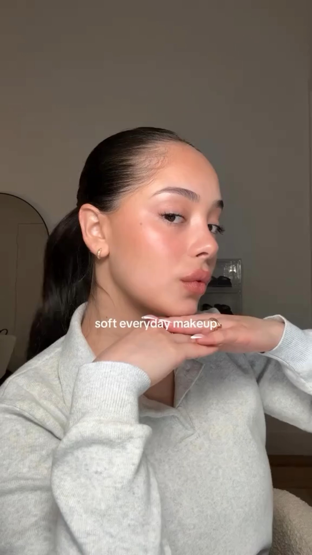 Soft everyday makeup 🤍 

Products used: @armanibeauty luminous silk concealer  @lancomeofficial @hourglasscosmetics makeup brushes @saiebeauty dew bronze in salt @onesize translucent loose setting powder @hudabeautyshop cherry blossom powder @rhode pocket blushes in piggy & toasted teddy  @glossier mascara  @anastasiabeverlyhills lip liner in deep taupe @summerfridays lip butter balm in vanilla beige  #makeuptutorial #sephora #beauty #makeup