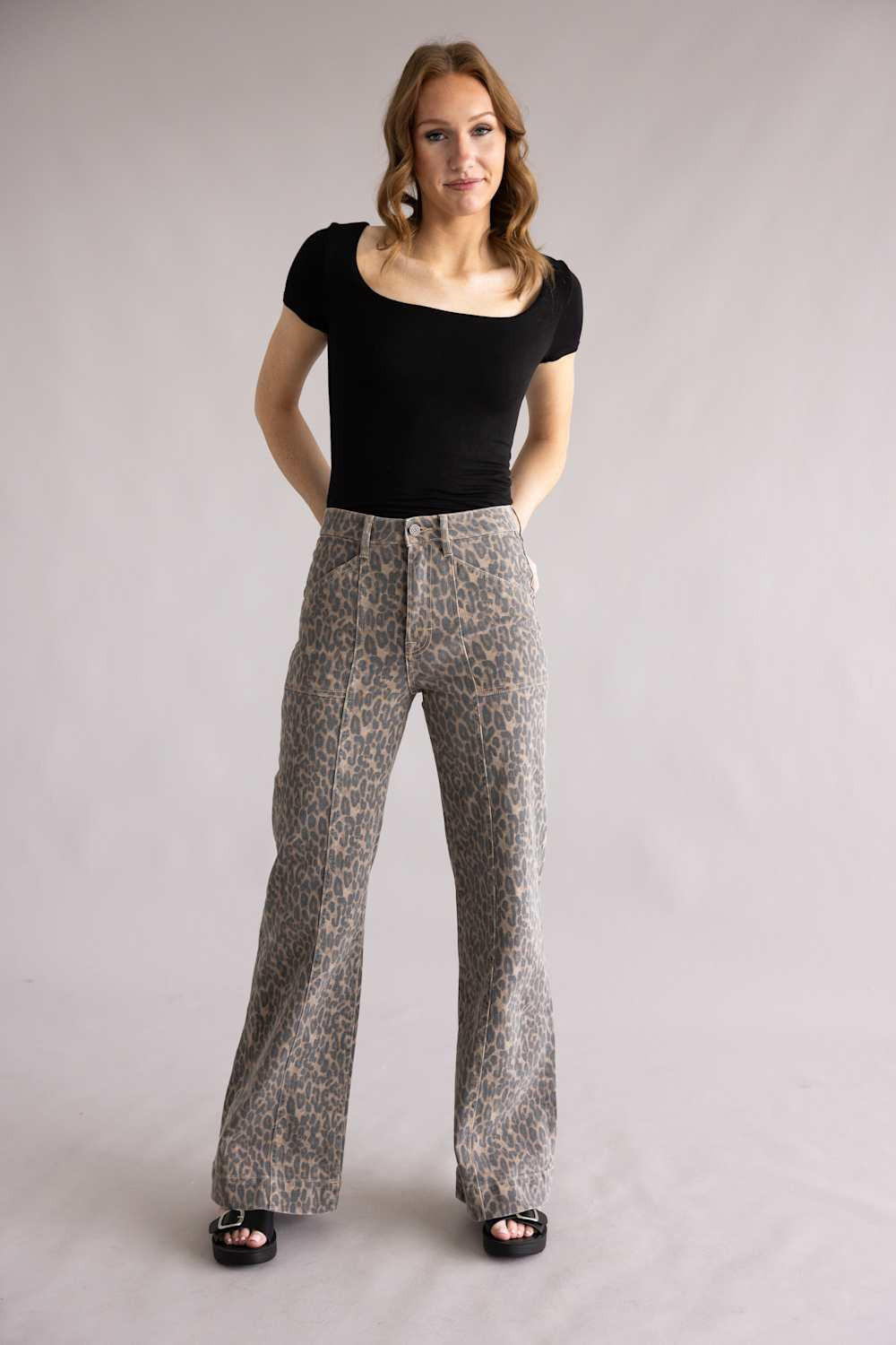Hidden High Rise Happi Cheetah Flare Jeans for Women | Glik's