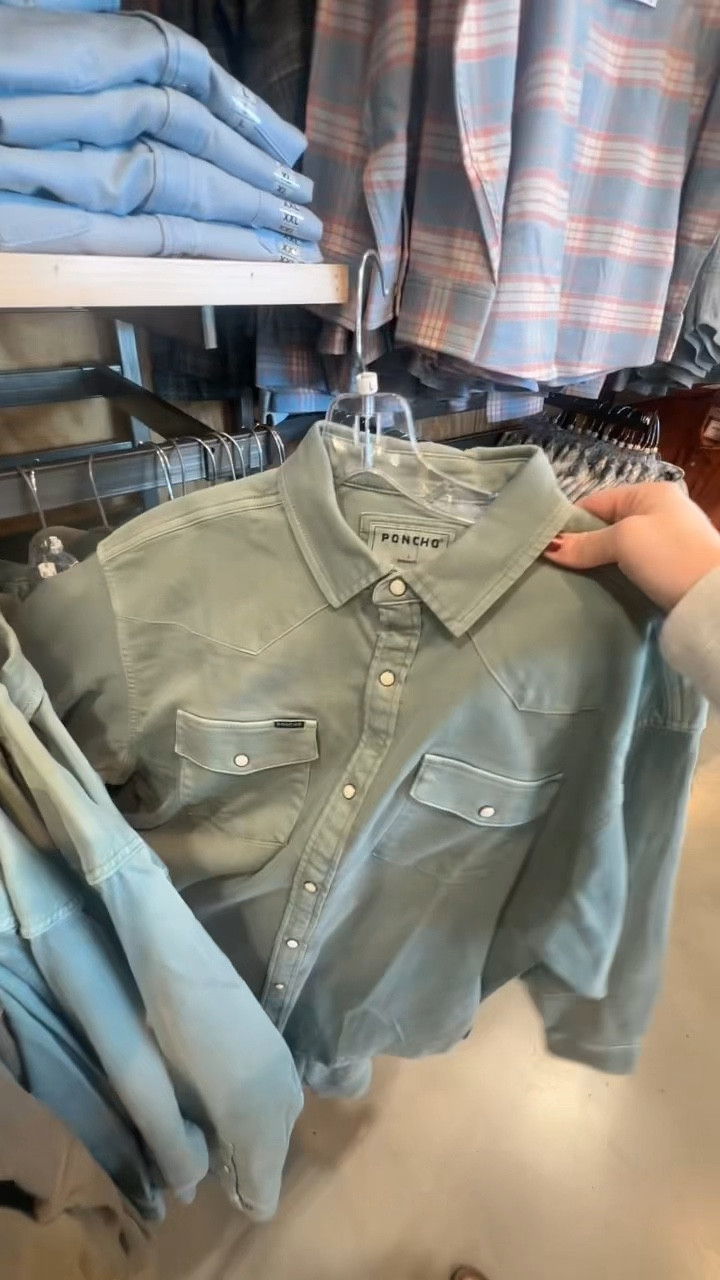 Hubby approved! He loves this new Western Poncho and I love the color! 💚

#menshirt #country #western #pearlsnap 

#LTKmomlife #LTKGiftGuide #LTKMens