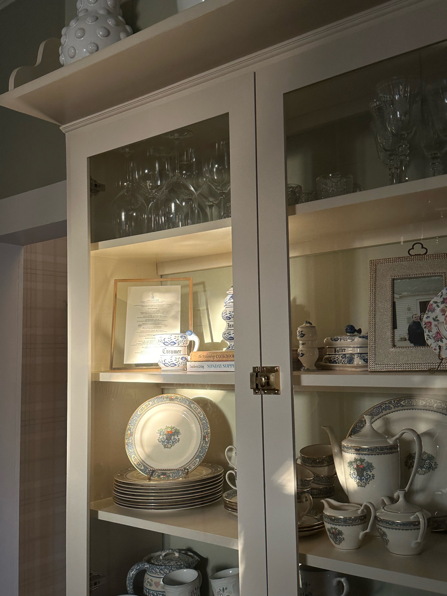 China cabinet 🕯️

#LTKHome