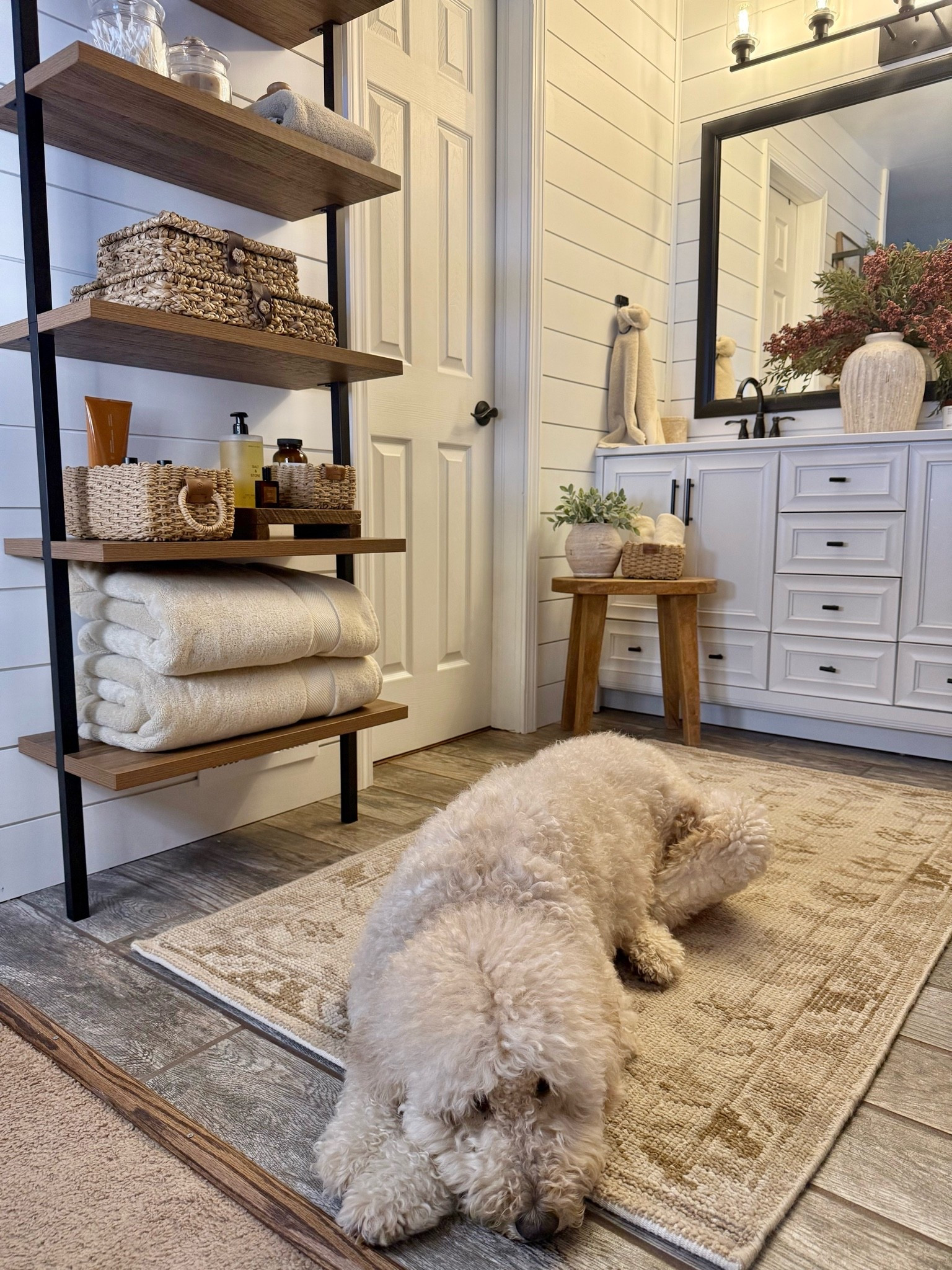 I seriously had no idea that @Quince had so many different home finds. I’ve always loved their bedding, but discovering their towels and rugs felt like such a hidden gem. #quincepartner 

My bathroom space is anchored by the Mabel 100% wool handknotted rug (3’ x 5’), and Bella clearly loves it as much as I do. She immediately claimed it as her spot, which says everything about how soft and cozy this rug is. The delicate floral motif adds a refined, elegantly modern touch while still feeling subtle and timeless.. perfect for bathrooms, bedrooms, or layered into small spaces.

I’m also obsessed with the Turkish Ultra Plush Bath Sheet Bundle in Linen. These are made from long-staple Turkish cotton, extra thick with incredible absorbency, and truly feel like wrapping up in a cloud. The bundle includes two bath sheets, two hand towels, and two washcloths, making it such a beautiful, elevated everyday upgrade for your home.

#rugs #woolrug #handknottedrug #bathroomrug #neutralhome #bathroomtowels #bathsheets #homefinds #homeinteriors #bathroom #bathroomdecor #bathroominspo #bathroomstyling #bathroomideas #bathroomdesign #neutralbathroom #modernbathroom #spabathroom #spaathome #bathroomrug #bathmat #arearug #rugs #woolrug #handknottedrug #neutralrug #bathsheets #bathroomtowels #turkishcotton #luxurytowels #plushbath #homefinds #homedecor #homeinspo #modernorganic #warmneutrals #quincehome