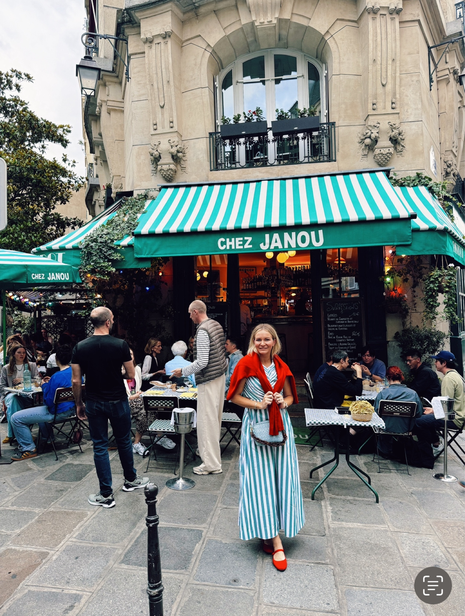 Paris dinner at Chez Janou! #traveloutfit