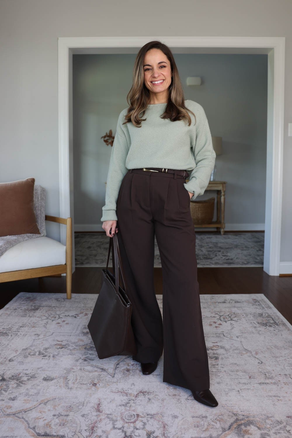 Use code AFLTK for 20% off - Outfits for work with boots! 

Brown Pants (Abercrombie): 24 short / 11.5” rise / 28.25” inseam 
Green sweater (Abercrombie): xxs

The boots here are from Madewell but last year. Linking similar options. 

For size comparison, I’m 4’10” 105lbs. My measurements are 32”, 24”, 36”. I typically wear petite xxs/00/24 and have a 25” ankle inseam and a 27.5-28” full length inseam.

#LTKPetite #LTKWorkwear