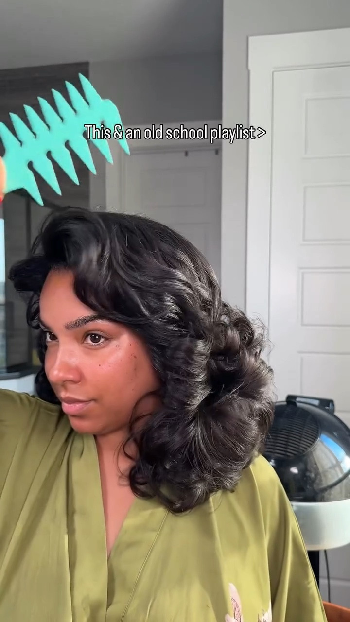 Me and my roller sets go together REAL BAD! 

#hair #naturalhair #straightnatural #wetset