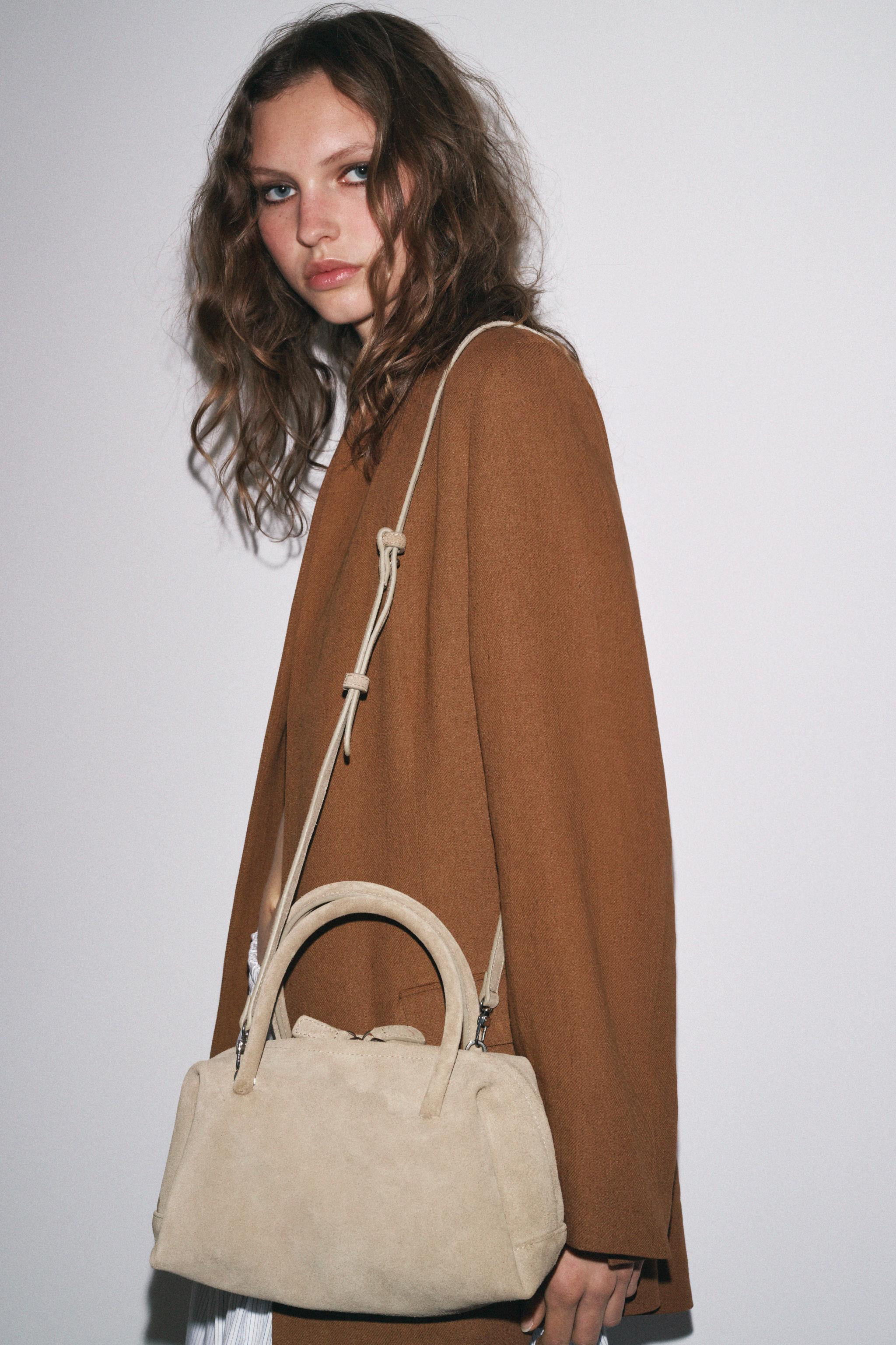LEATHER BOWLING BAG | Zara US