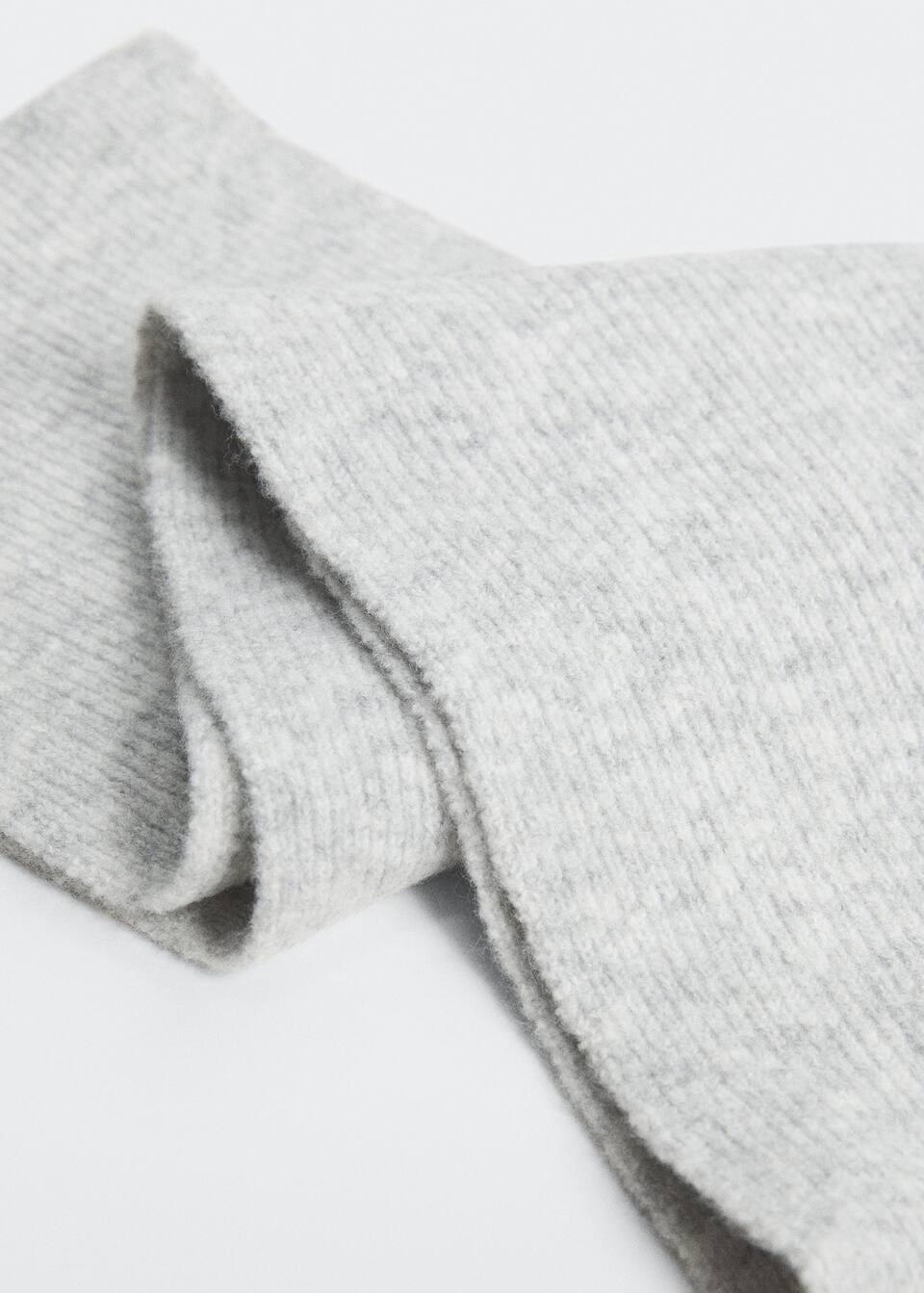 Scarves and caps for Girls 2022 | Mango Kids USA | MANGO (US)