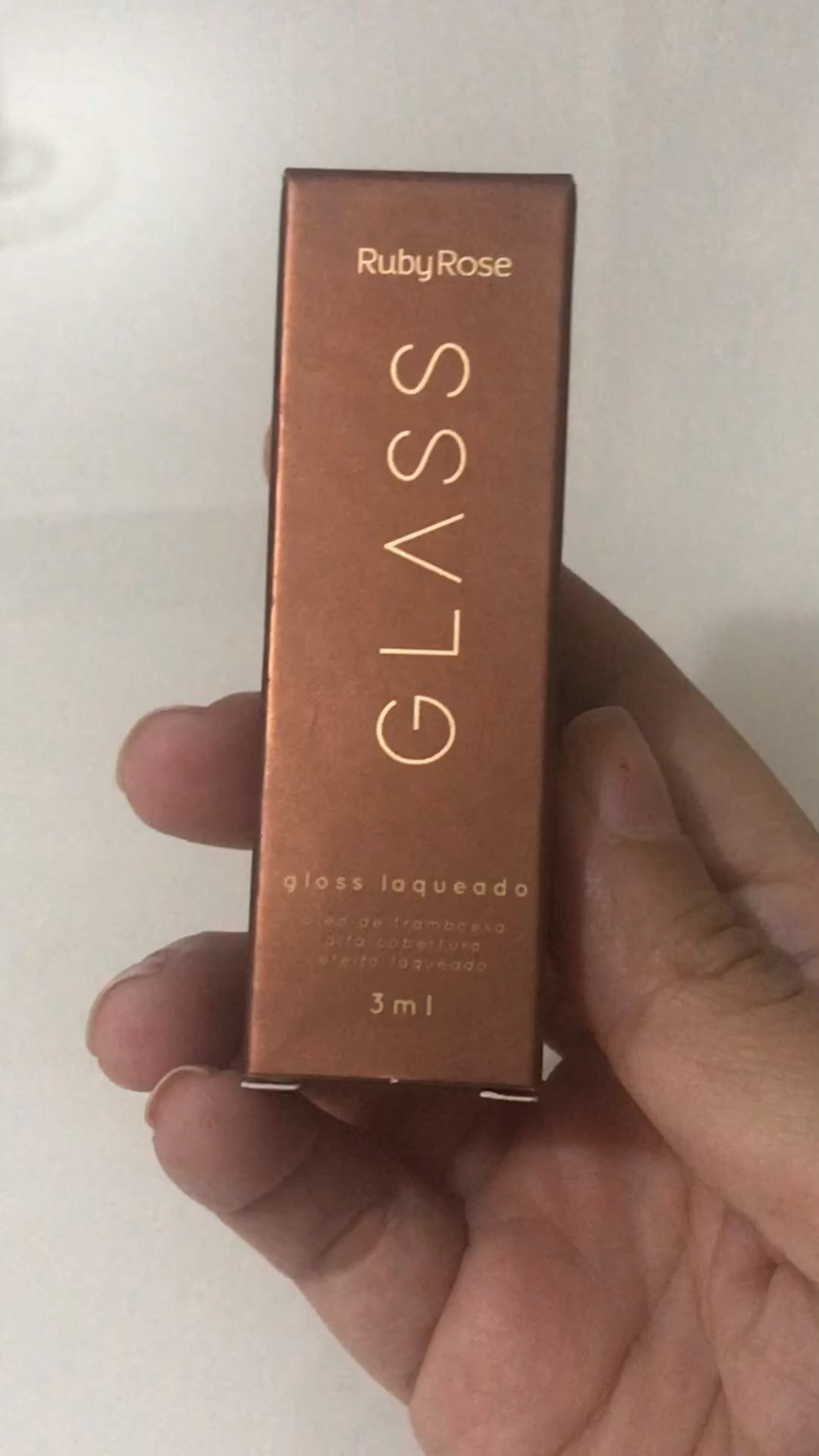 Vem conhecer o brilho e a cor intensa desse gloss da Ruby Rose .
Eu fiquei completamente apaixonada apaixonada por esse produto maravilhoso .

#LTKActive #LTKbeauty #LTKsalealert