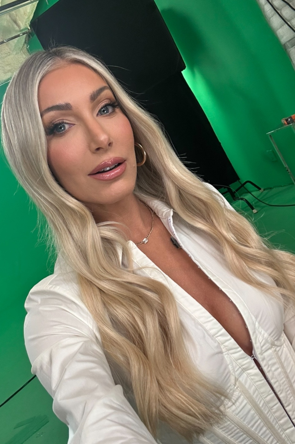 Million Dollar Listing Chic Interview Look

#LTKBeauty #LTKStyleTip #LTKWorkwear