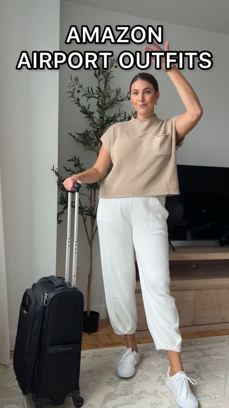 4 Amazon airport outfits you can wear this fall! 

Airport outfit | airport style | airport travel outfit | airport outfit amazon | travel outfit | amazon sets | amazon lounge sets

#LTKtravel #LTKFind #LTKBacktoSchool