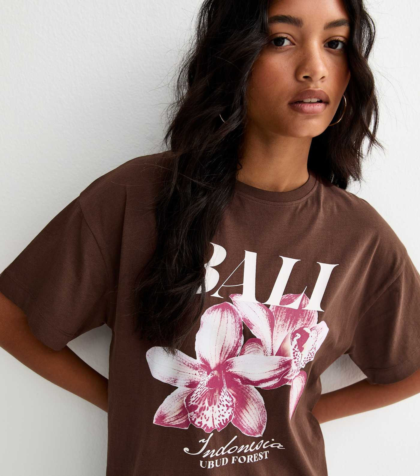 Dark Brown Cotton Bali Print Oversized T-Shirt | New Look | New Look (UK)