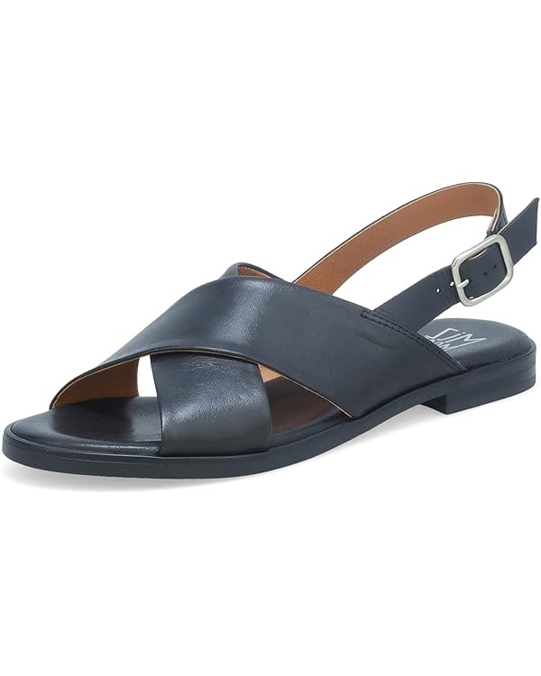 Miz Mooz Women's Leticia Flat Sandal | Amazon (US)