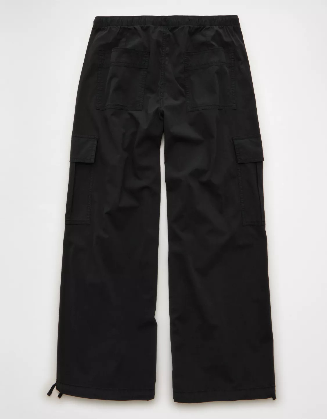 AE Low-Rise Baggy Cargo Parachute Pant | American Eagle Outfitters (US & CA)