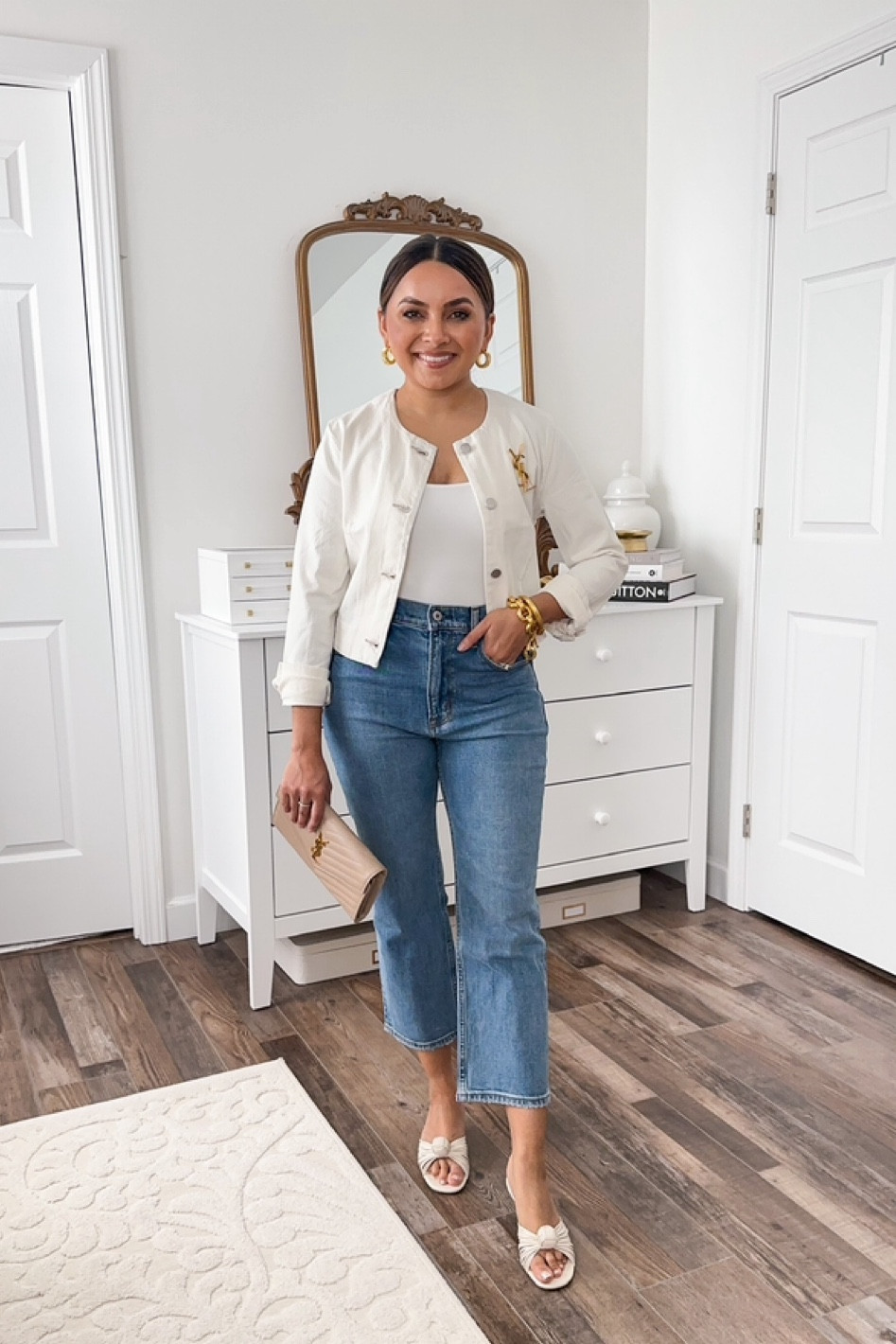 White crop denim jacket size xxs TTS 
White bodysuit size xxs TTS 
Ankle Jeans size 27 extra short - i sized up one size 
Heels size 5 TTS

Work outfits 
Teacher outfits 
Back to school 
Fall outfits 
Ootd 
Office style 
Nashville outfits 
Style
Trendy 

Honey Sweet Petite 
Honeysweetpetite 

#LTKBacktoSchool #LTKworkwear #LTKstyletip