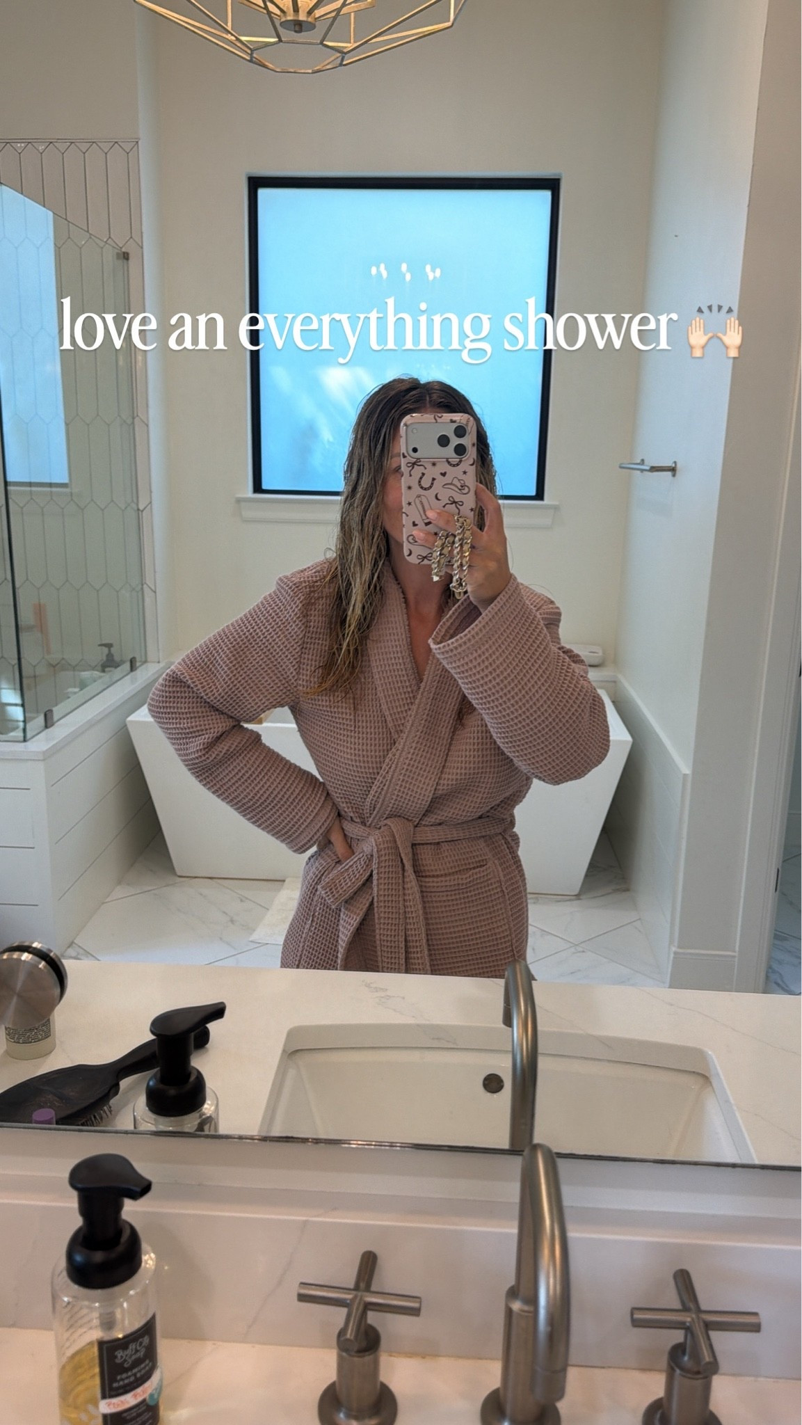 Post-everything shower! In my favorite Rob and linking all my favorite products for an everything shower

#LTKootd #LTKOver40 #LTKBeauty