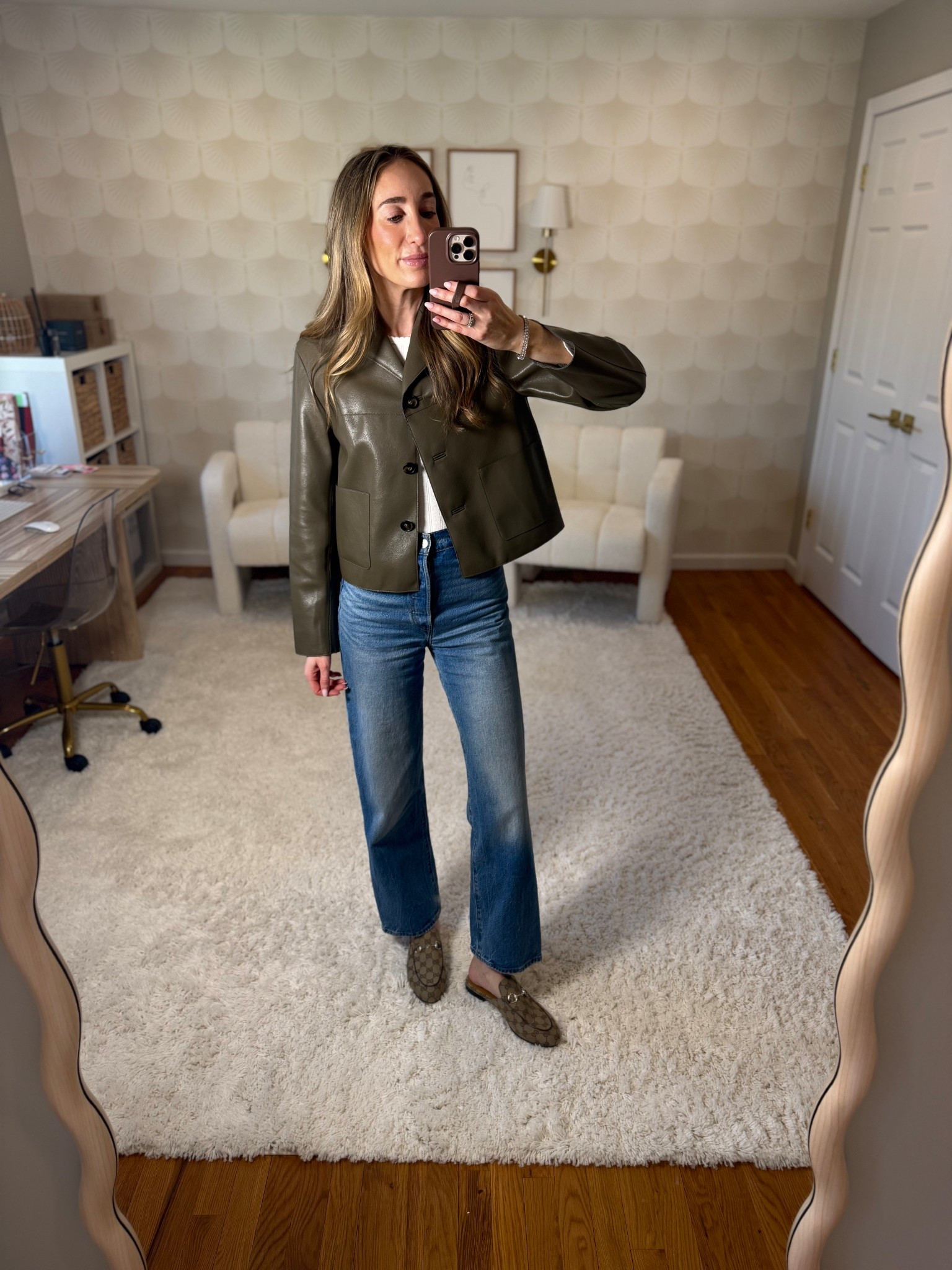 Just got this faux leather jacket and it’s the cutest!!! I’m in an XS but could’ve def done the small, I wanted to be able to wear it as a top without it feeling too big 