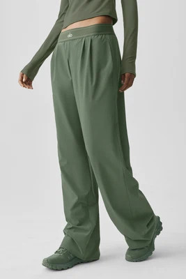 ALO | Suit Up Trouser (Short) in Bamboo Green, Size: Large | Alo Yoga