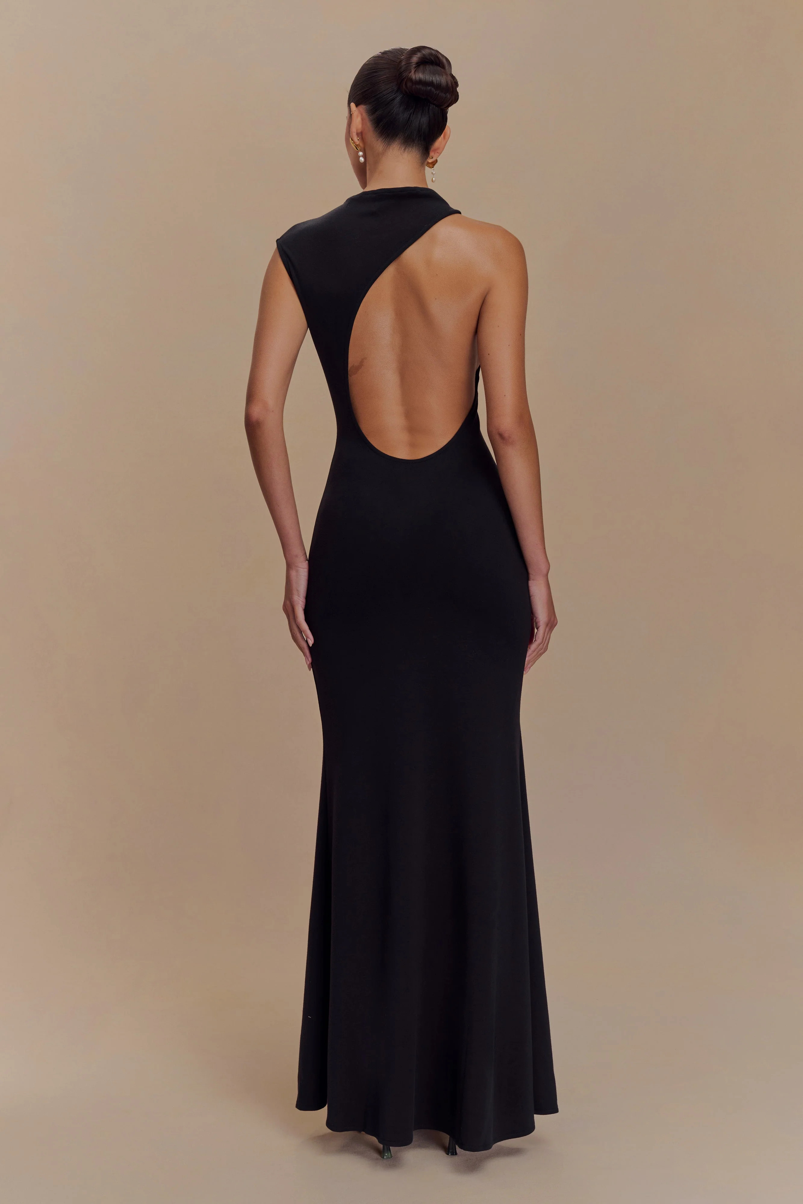 Scuba Jersey Cut Out Maxi Dress - Black | MESHKI US