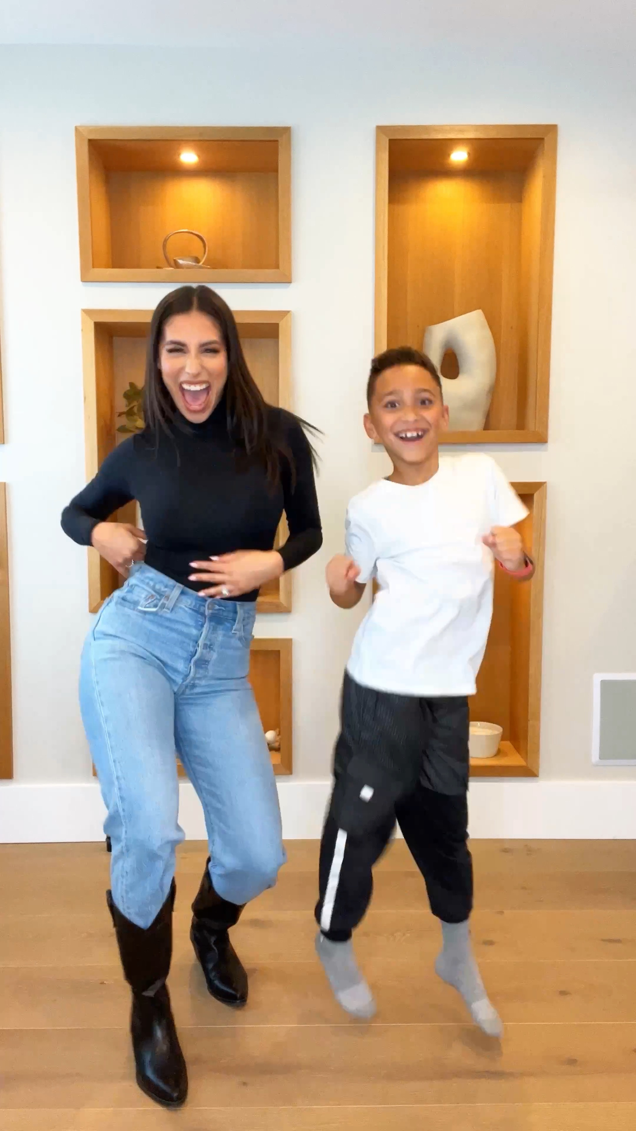 Sign with my son #cowboyboots #spanx #kohls #levis #nike 