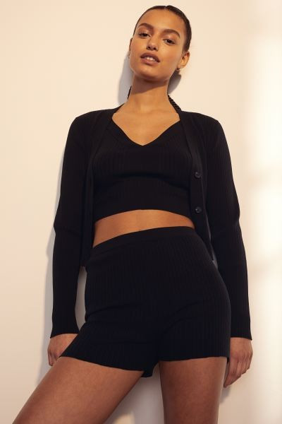 Rib-knit shorts | H&M (UK, MY, IN, SG, PH, TW, HK)