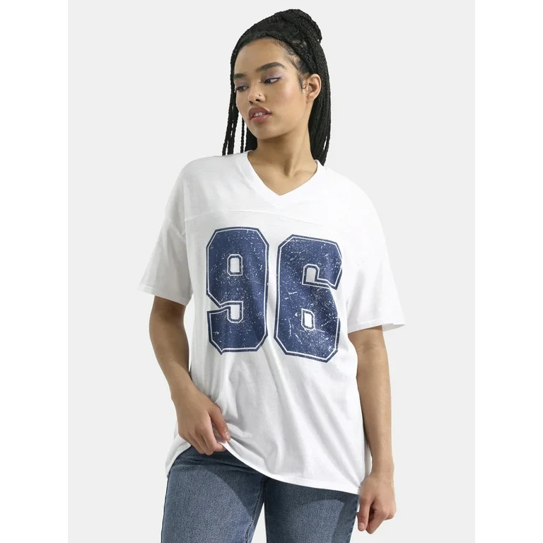No Boundaries Camiseta Gráfica Extragrande con Cuello en V y Manga Corta Mujer | Walmart (US)
