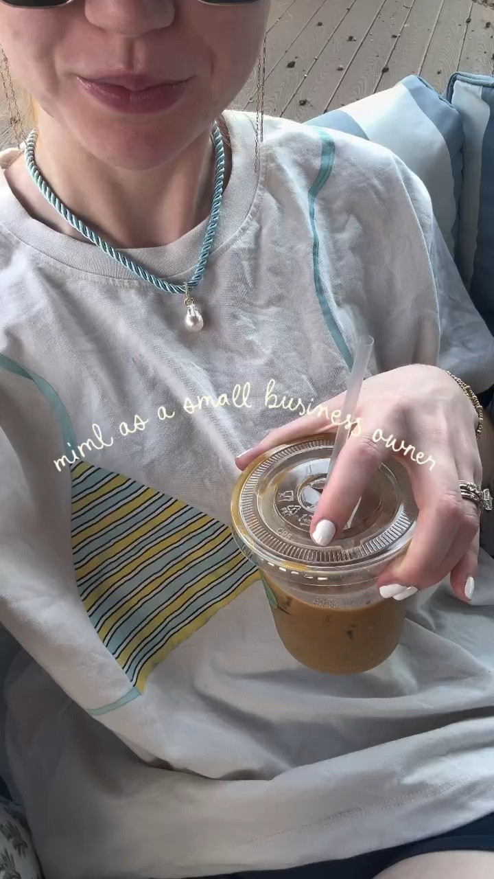 happy saturday!!!! spend the morning with me as a small business owner🪡💌🤭

#spendthemorningwithme #embroidery #embroiderybusiness #smallbusinessowner #smallbusiness