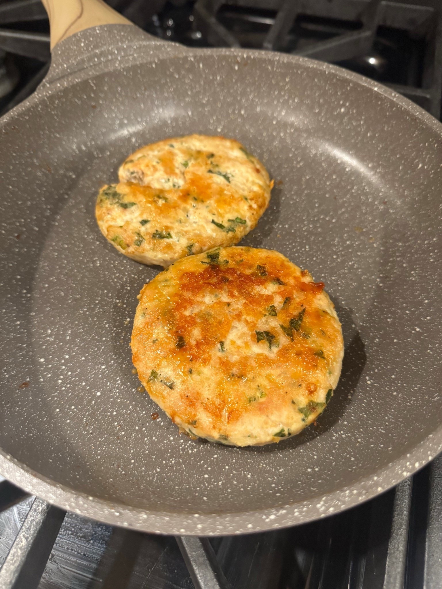 These nonstick pans are so affordable but work like a charm! No need to splurge on crazy expensive pans!

#LTKFindsUnder50 #LTKHome