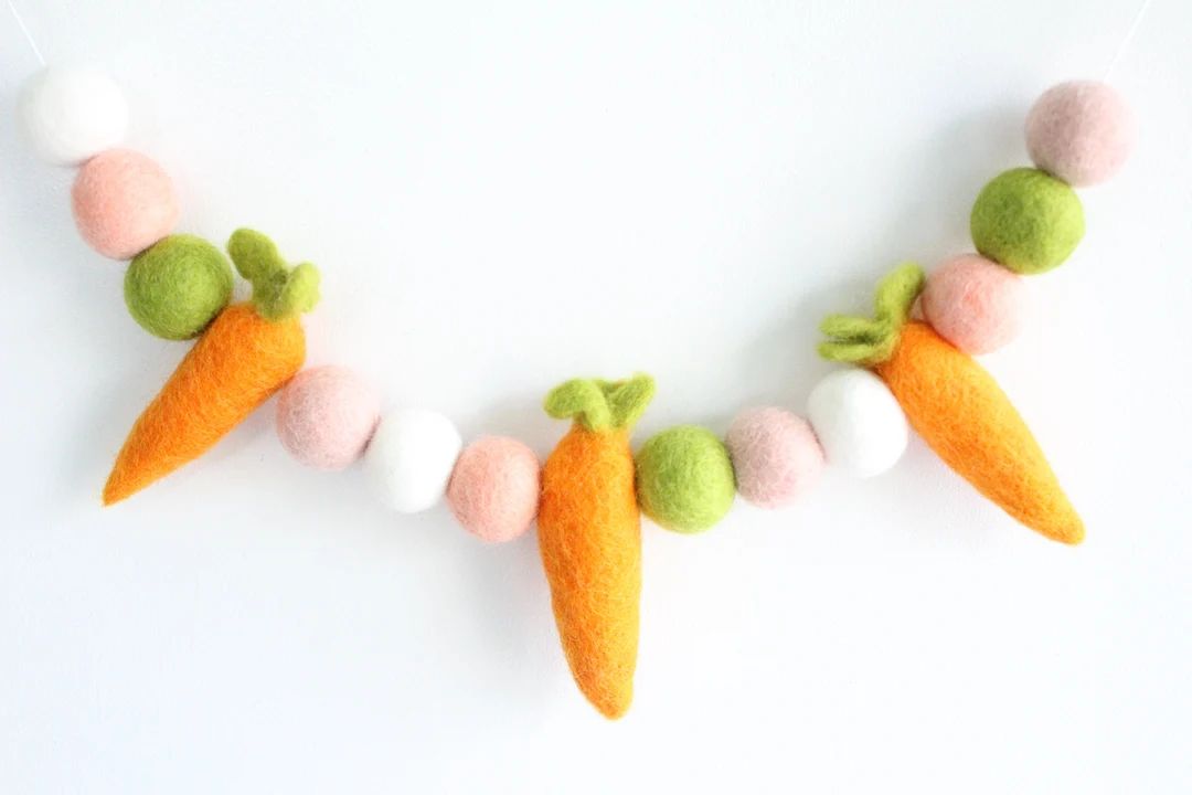 Carrot & Felt Ball Garland Green, Apricot, Blush, White Easter Garland - Etsy | Etsy (US)