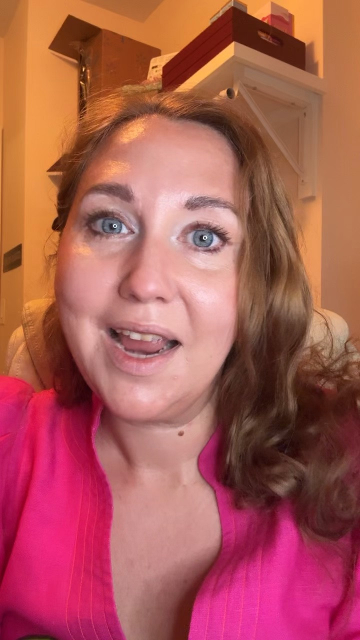 @kulfibeauty I have used for a long time now! I started with 1 lip stain and that blossomed into me having basically their entire run of products available now! I am a huge #kulfi #lipstain fan so when they asked me to try some of their new products of course I said yes! #ltkcollab
here is my honest opinion of what they sent! #livinglargeinlilly

#LTKdayinmylife #LTKselfcare #LTKBeauty