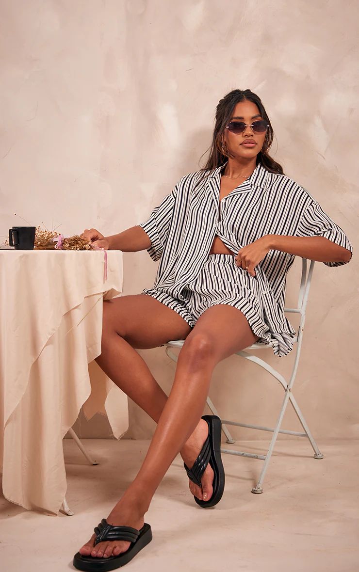 Black Stripe Oversized Boxy Shorts | PrettyLittleThing UK