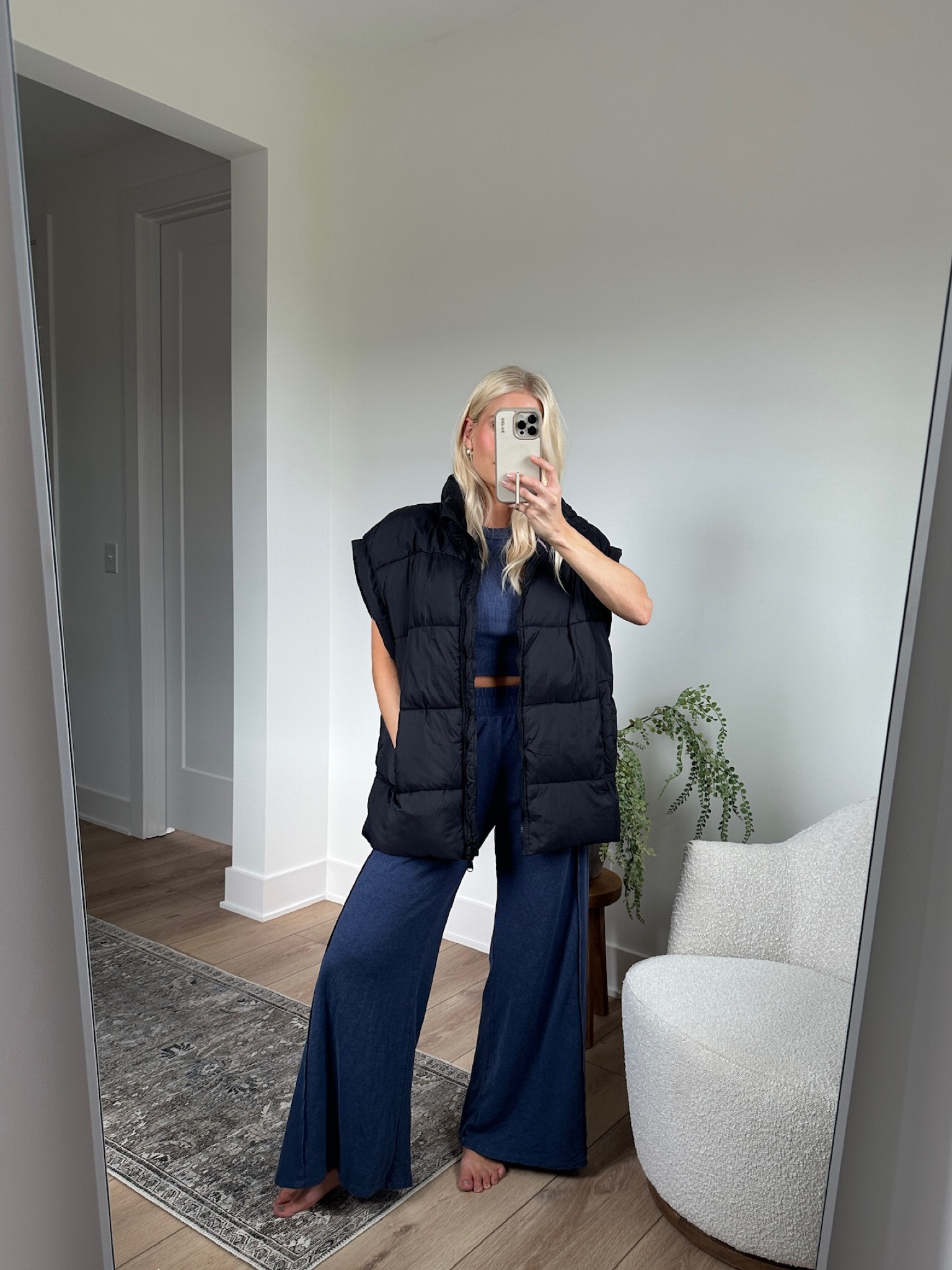 Love this vest! Size small, oversized fit. Size small in set! Spend $150 get $50 #FPMovementPartner @fpmovement 


#LTKSaleAlert #LTKStyleTip #LTKFitness