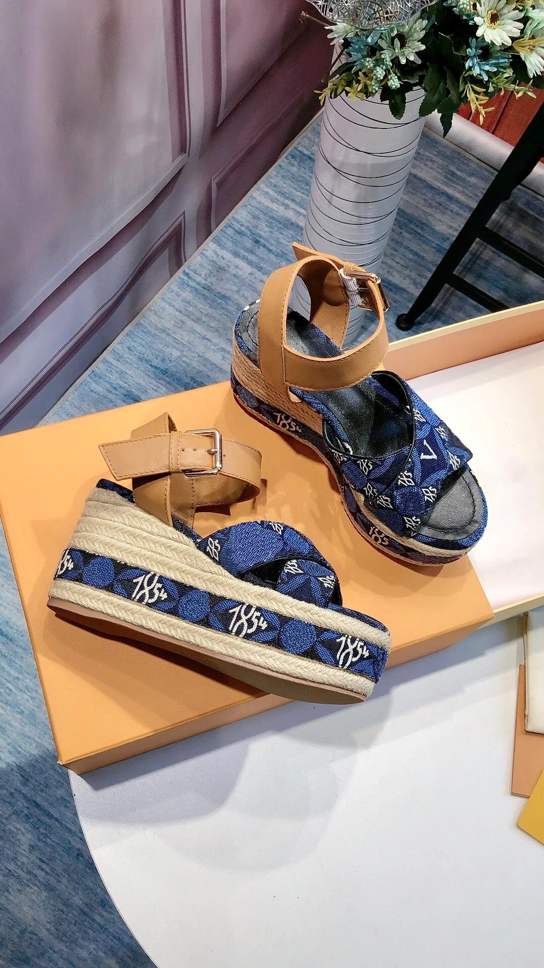 2024 Summer Fashion Casual Retro Outerwear Soft Thick soled Sandals Hemp Water Platform Shoes Lar... | DHGate