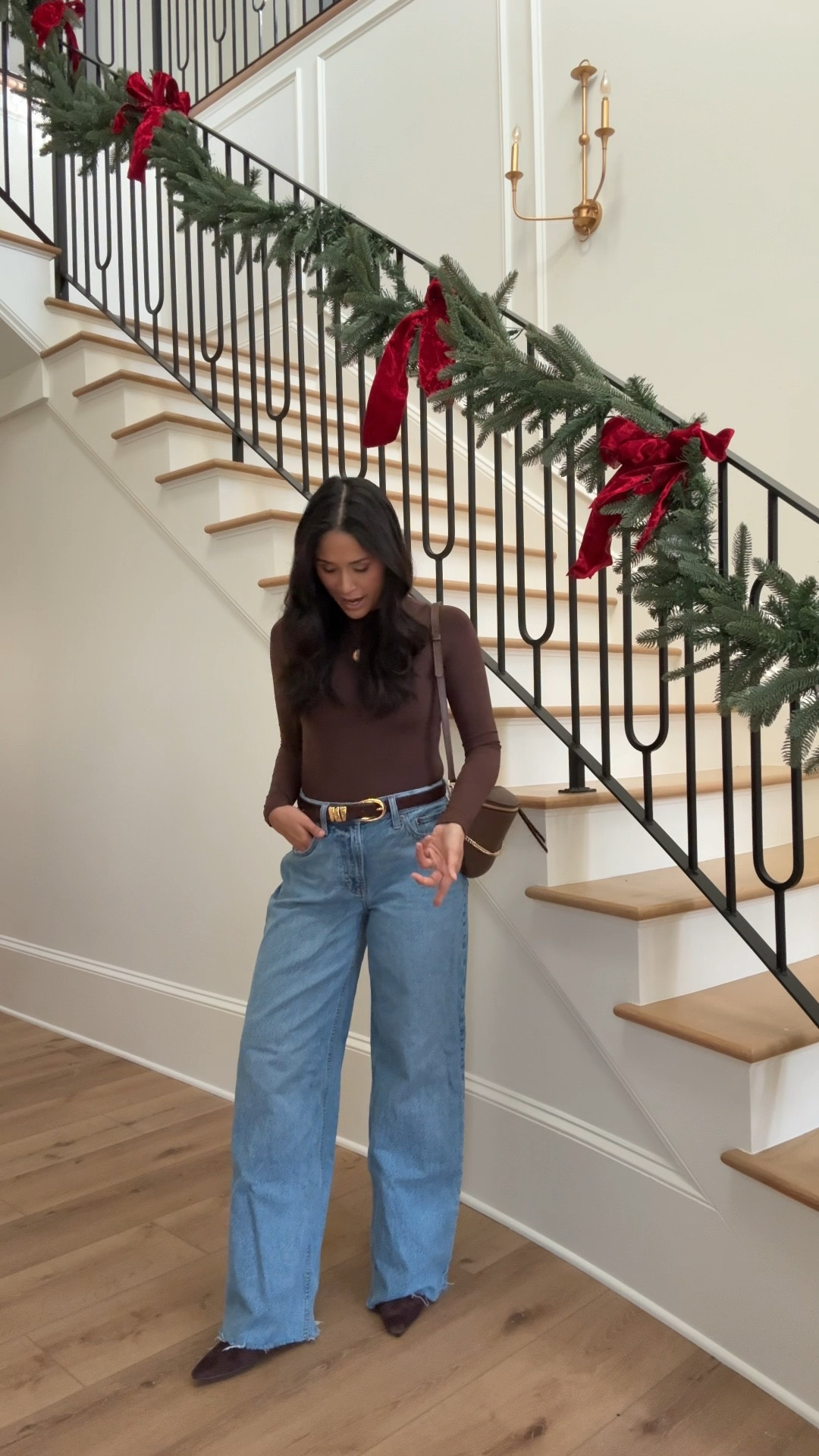 Obsessed with these low rise jeans! I’m wearing the size regular 26 here so I can wear with heels. I could size down to the 25 but I like the loose baggy fit of the 26! 

VIRAL DENIM SALE 20-40% OFF JEANS
20% OFF ALMOST EVERYTHING ELSE
+ take extra 15% OFF with code: DENIMAF 

Take 20% OFF my Gigi New York bag with code: HAUTE20

#aberceombie #denim #lowrisejeans #viraldenim #jeans #chocolatebrown




#LTKSaleAlert #LTKootd