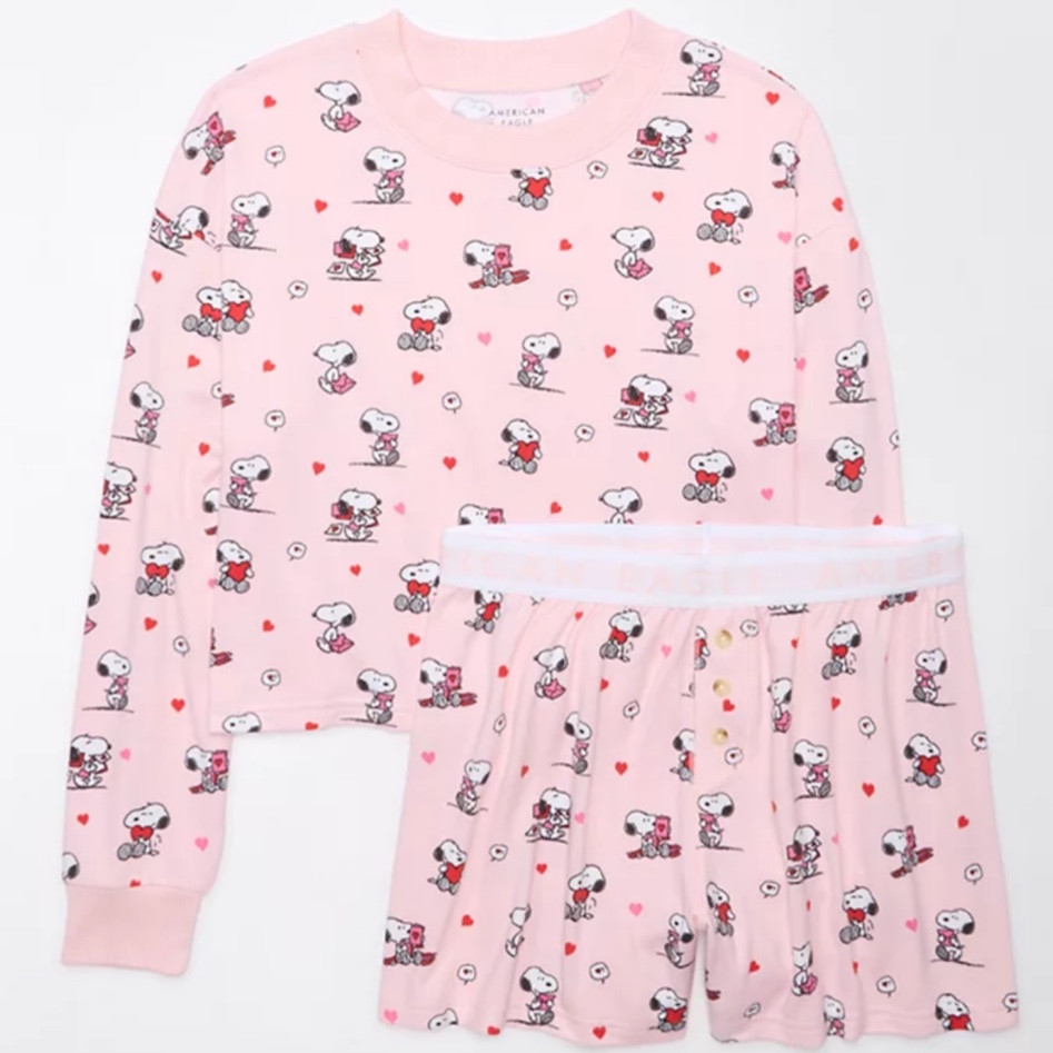 American Eagle valentine pjs, Snoopy plush pj set

#LTKU #LTKsalealert #LTKSeasonal