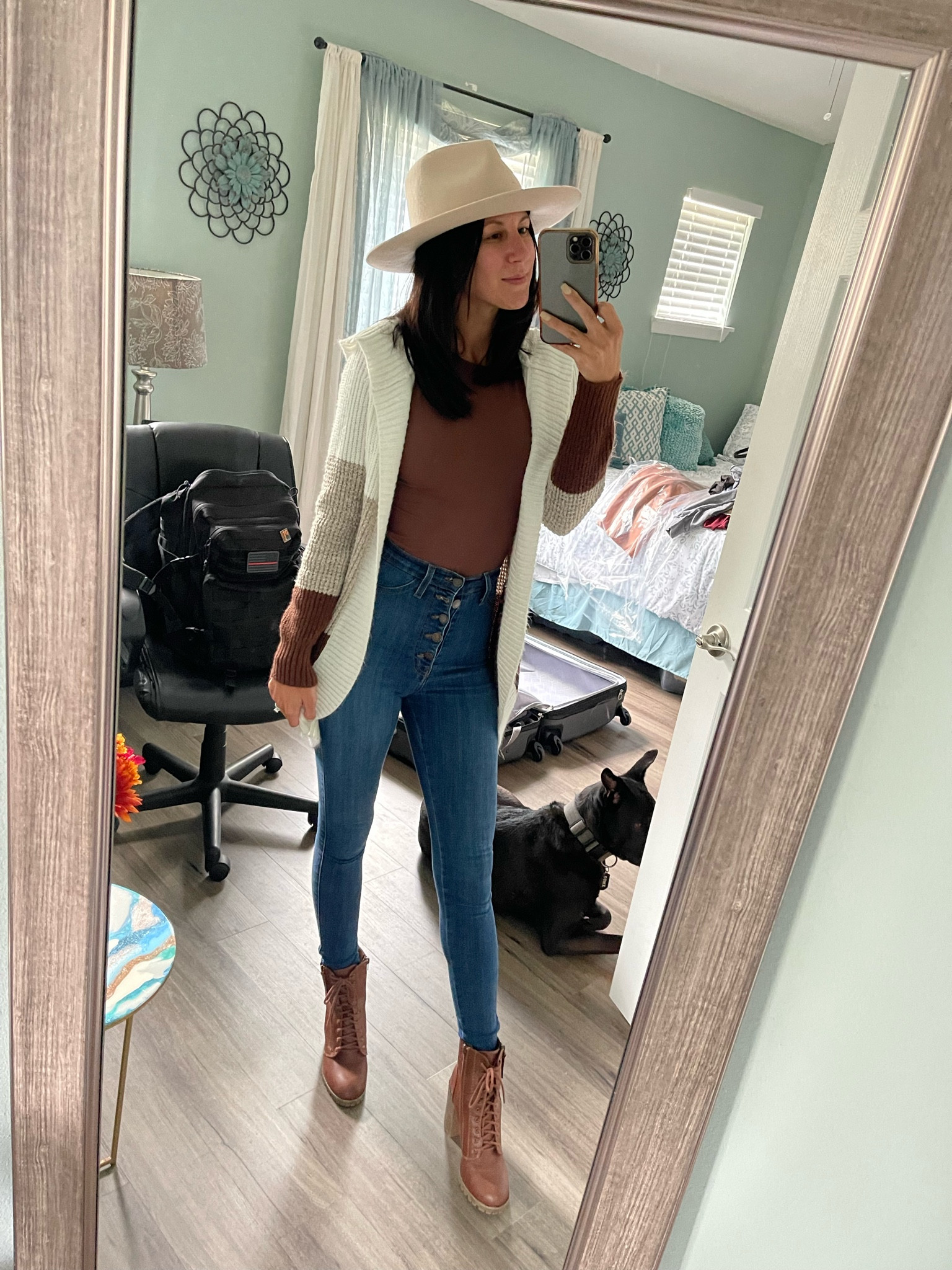 Who doesn’t love a good fall sweater and denim outfit! These jeans are my absolute favorite and these boots are the best  

#LTKFallSale #LTKFindsUnder50 #LTKStyleTip