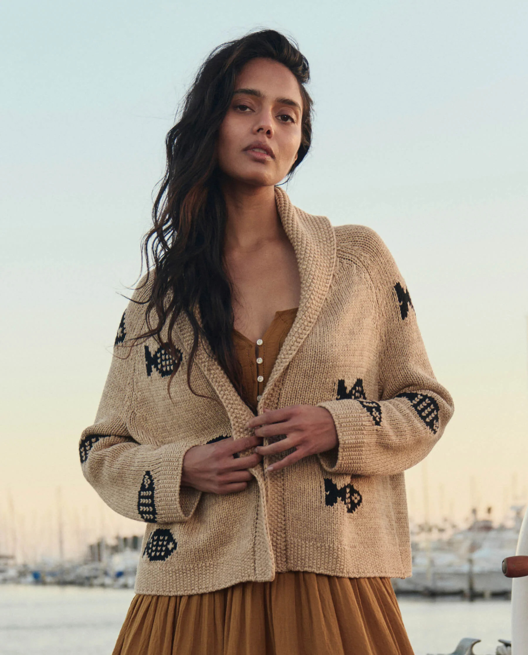 The Swimming Fish Lodge Cardigan. -- Natural | THE GREAT.