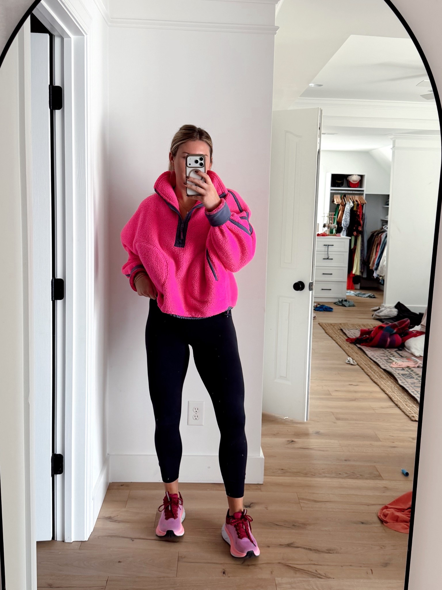 Always my go to throw out outfit & wore for travel today 🩷 

#LTKActive #LTKmomlife #LTKootd