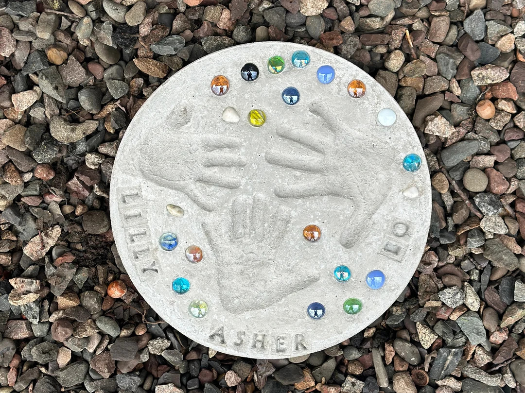 Large Stepping Stone Kit, 12 or 14 Inch Stepping Stone, Handprint Stepping Stone, Footprint Stepp... | Etsy (US)