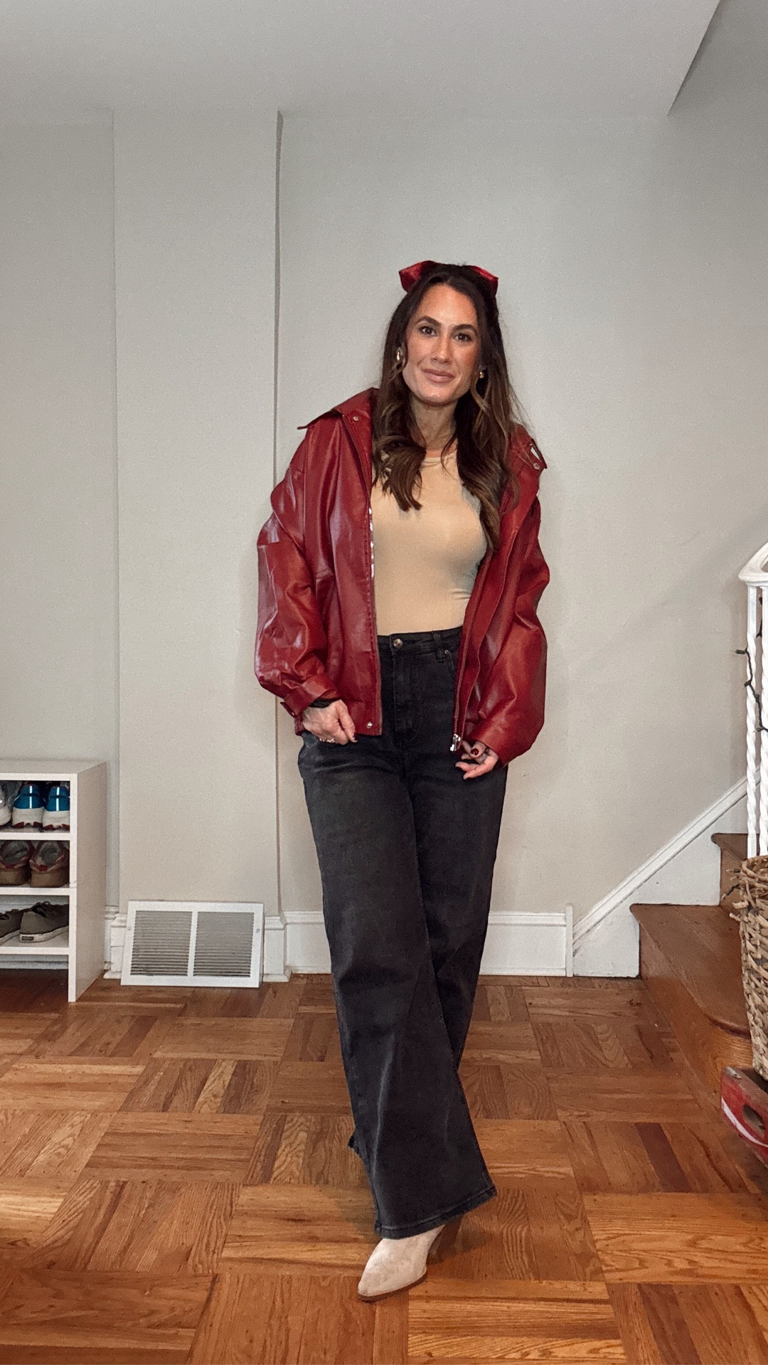 10 days of holiday fits..Day 5

🎁 Take your look from day to night with this versatile fit 

⭐️the comfiest wide leg jeans- size 6
⭐️buttery-soft neutral tops
⭐️my favorite Amazon jacket - M
⭐️suede cowgirl boots - true to size 

#LTKFindsUnder50 #LTKHoliday #LTKSeasonal