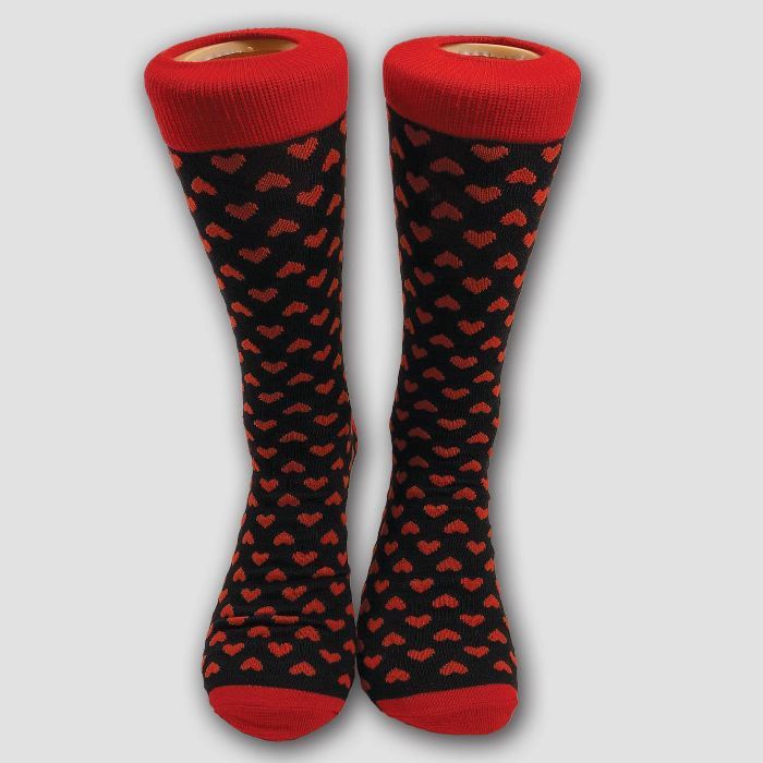 Men's Printed Hearts Casual Socks - 6-12 | Target