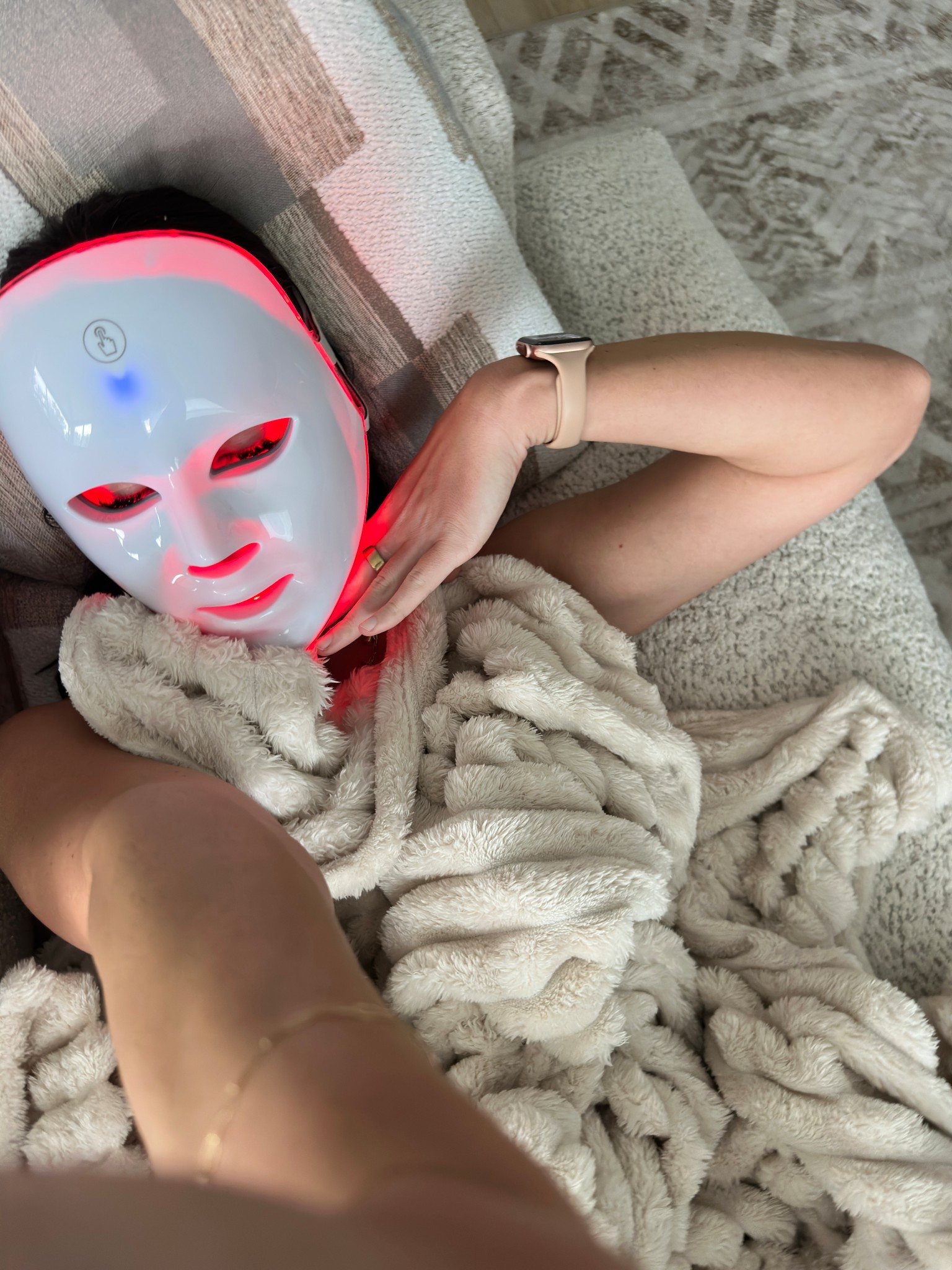 🤍 #skincare #ledfacemask

#LTKBeauty